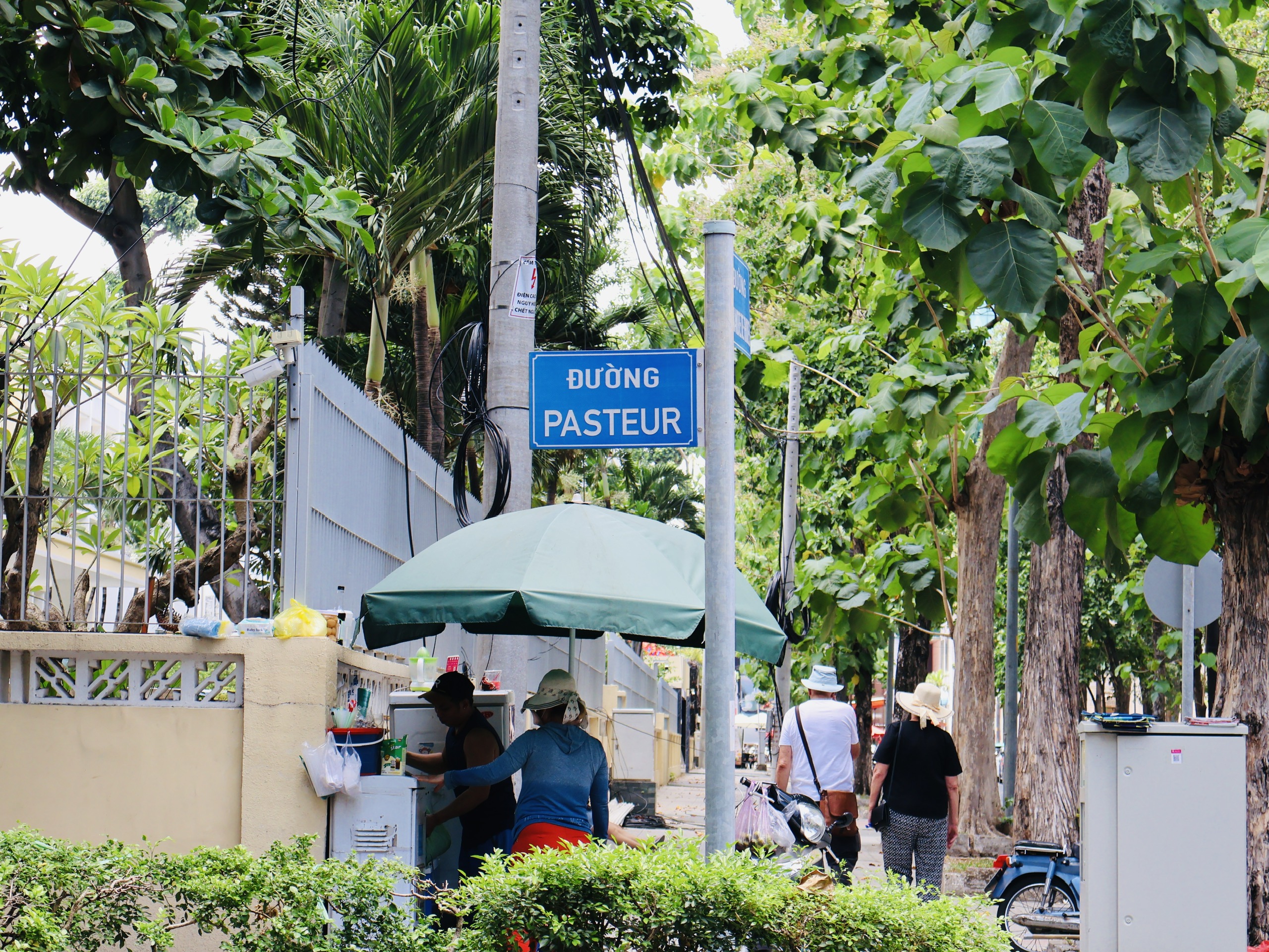 Sống ở TP.HCM: Đường ‘Tây’ đáng nhớ giữa lòng phố thị- Ảnh 3.