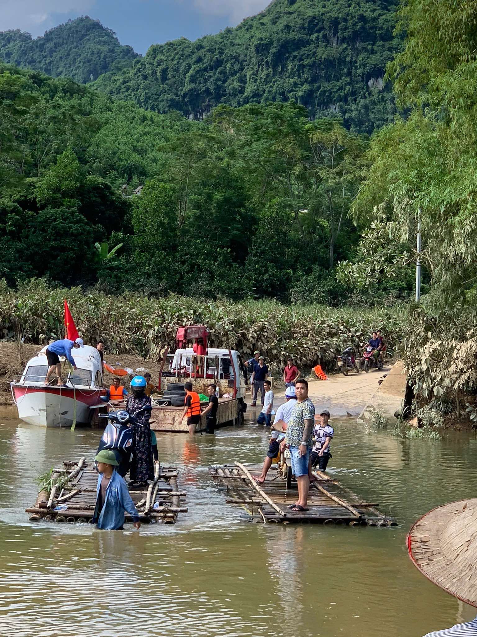 Người gieo niềm vui từ những điều bình dị- Ảnh 4.