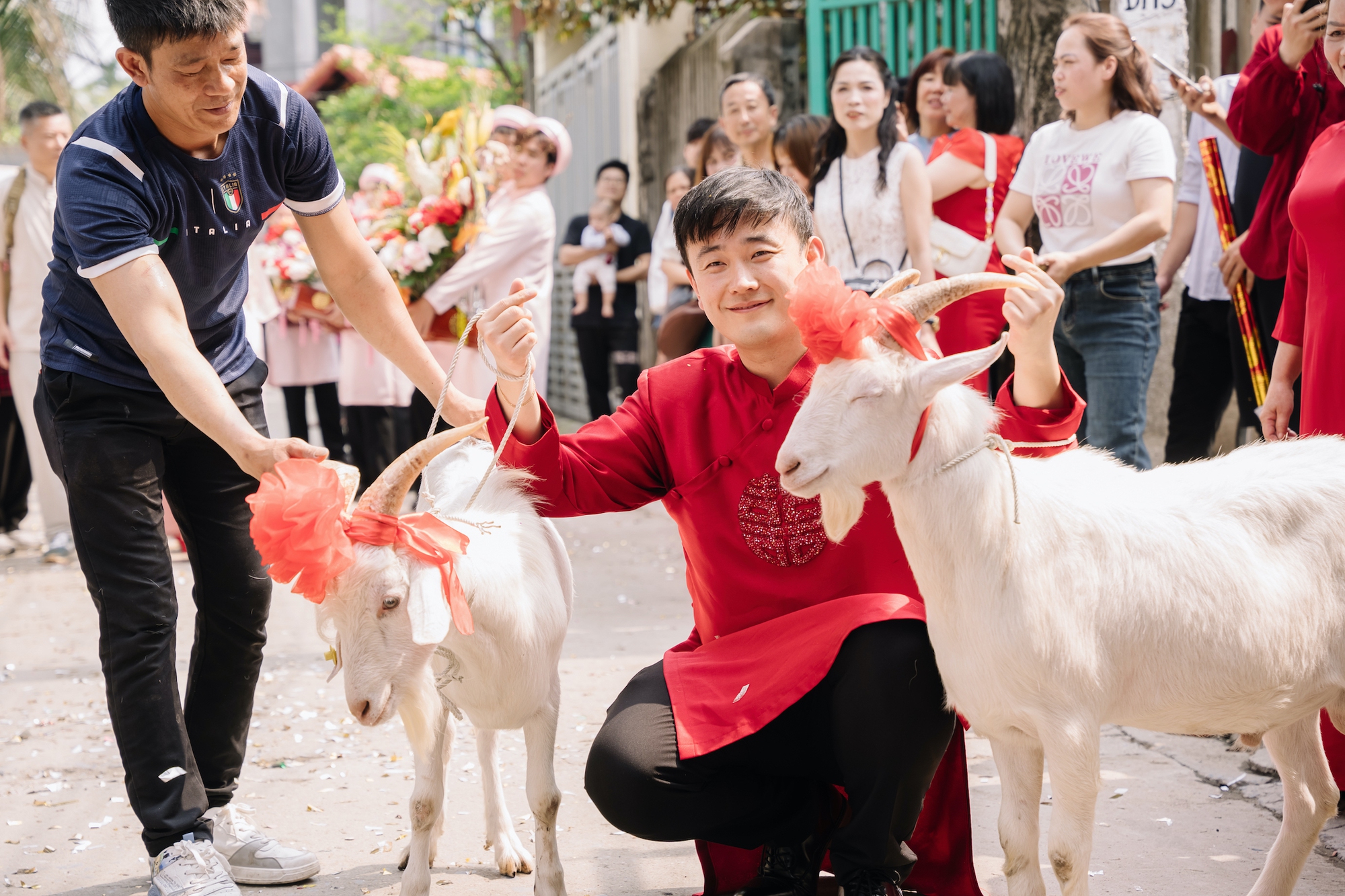 ‘Bật mí’ chuyện chú rể mang hai con dê đi hỏi vợ ‘Bật mí’ chuyện chú rể mang hai con dê đi hỏi vợ