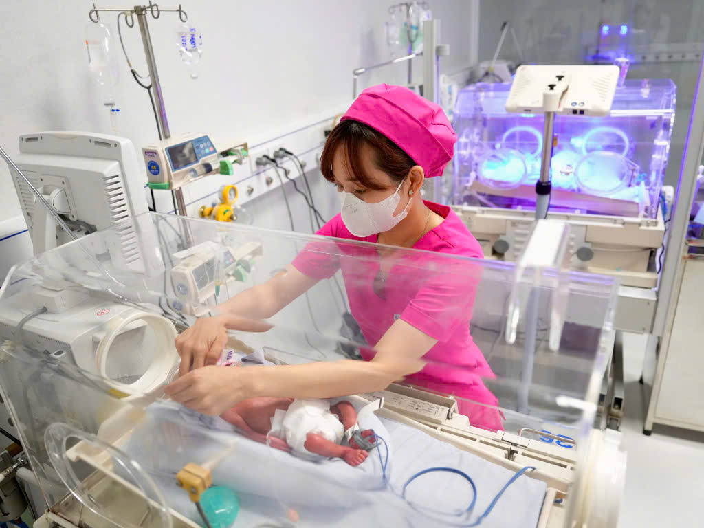 Lĩnh vực sản phụ khoa bước vào kỷ nguyên đổi mới, nhiều lợi ích cho phụ nữ 'Lĩnh vực sản phụ khoa đã bước vào kỷ nguyên đổi mới' - Ảnh 1.