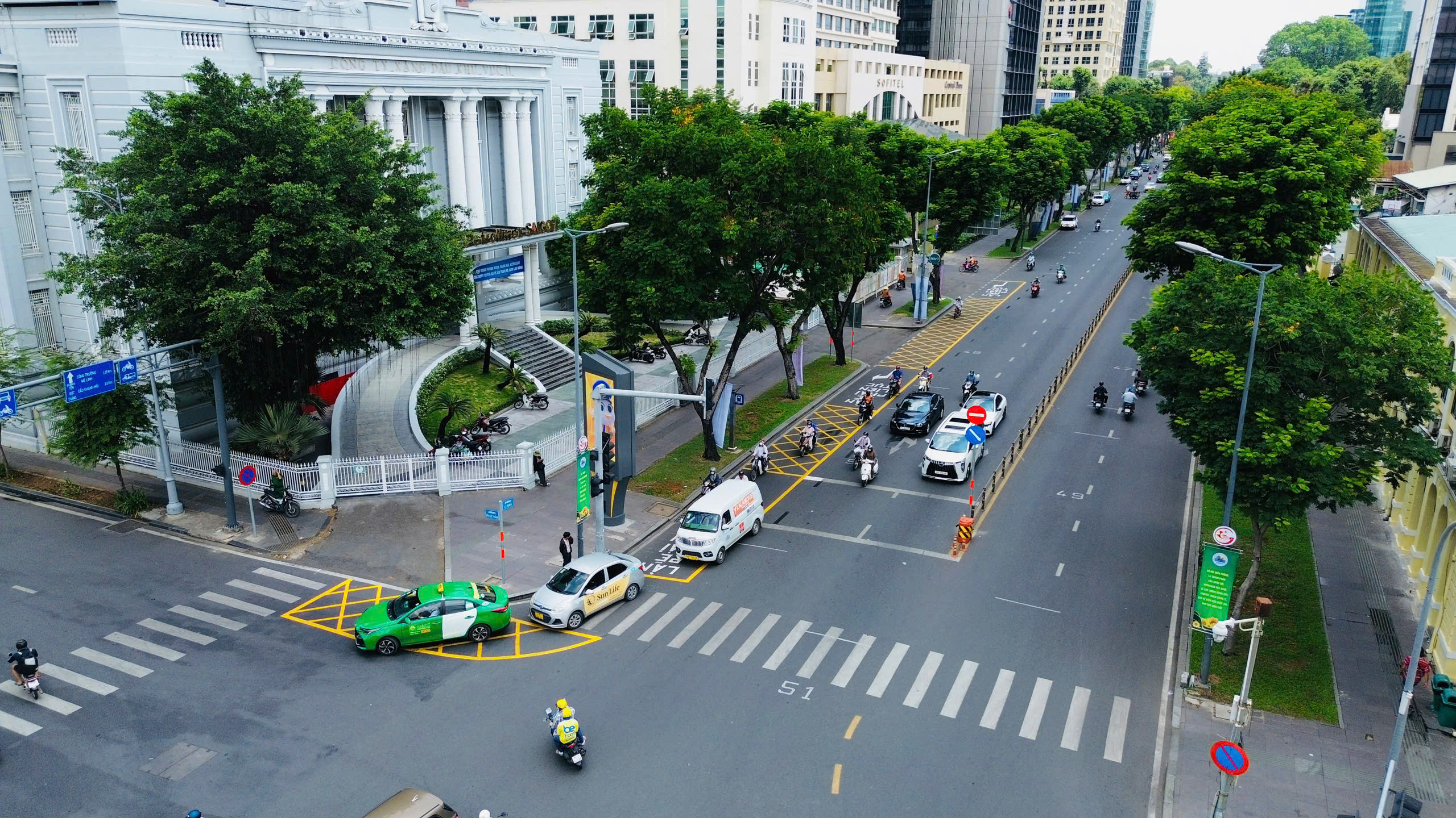 Thêm giao lộ trung tâm TP.HCM vẽ vạch mắt võng, người dân chú ý kẻo dính phạt - Ảnh 2.
