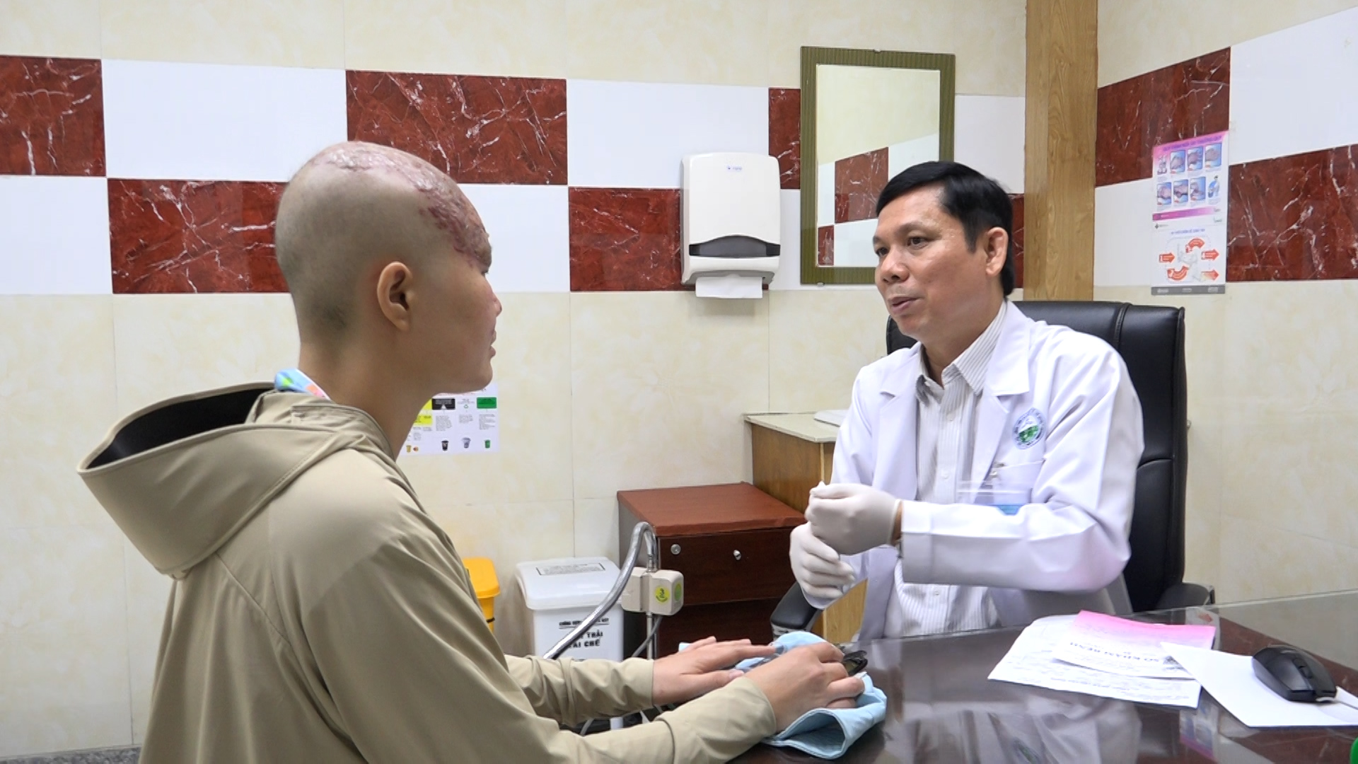 Zona thần kinh: nỗi ám ảnh của người mắc bệnh nền Zona thần kinh: nỗi ám ảnh của người mắc bệnh nền
