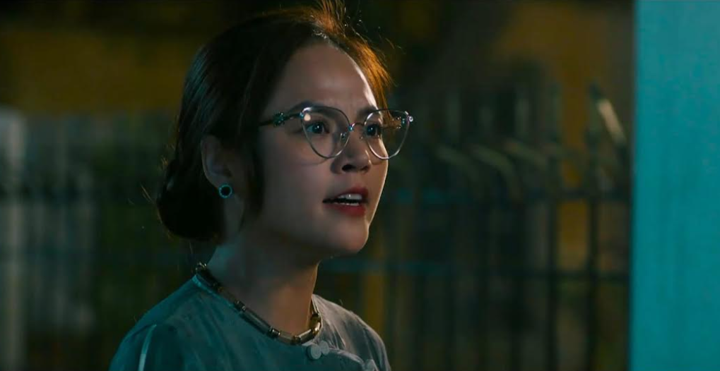 Vì sao 3 người đẹp phim giờ vàng gây tranh cãi trong ‘Cha tôi người ở lại’? - Ảnh 1.