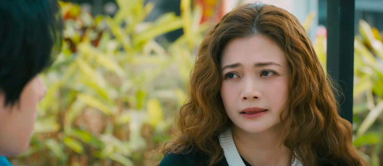 Vì sao 3 người đẹp phim giờ vàng gây tranh cãi trong ‘Cha tôi người ở lại’? - Ảnh 2.