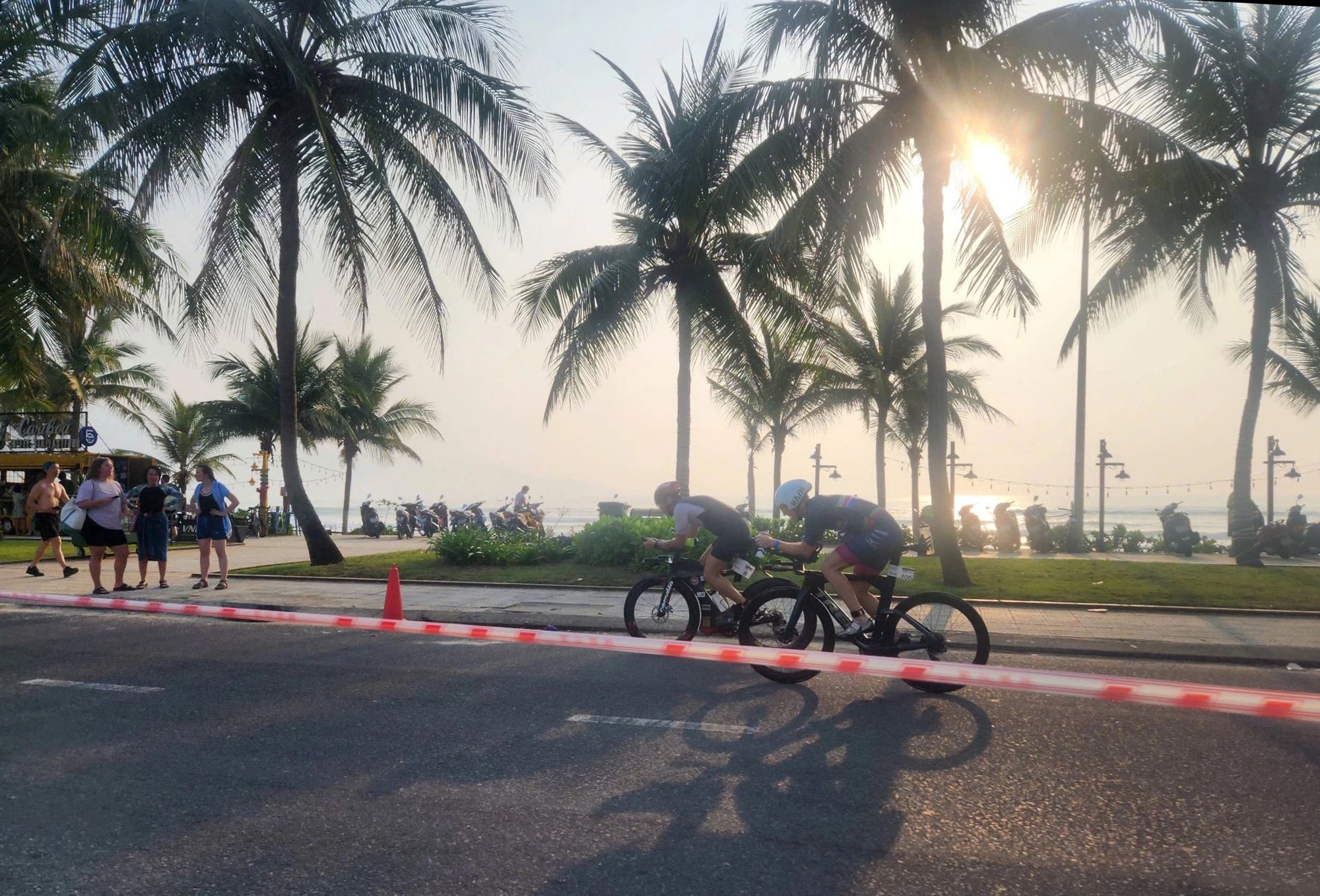 Đà Nẵng cấm đường để 3.500 'người thép' tranh tài đỉnh cao- Ảnh 6. Đà Nẵng cấm đường để 3.500 'người thép' tranh tài đỉnh cao- Ảnh 6.
