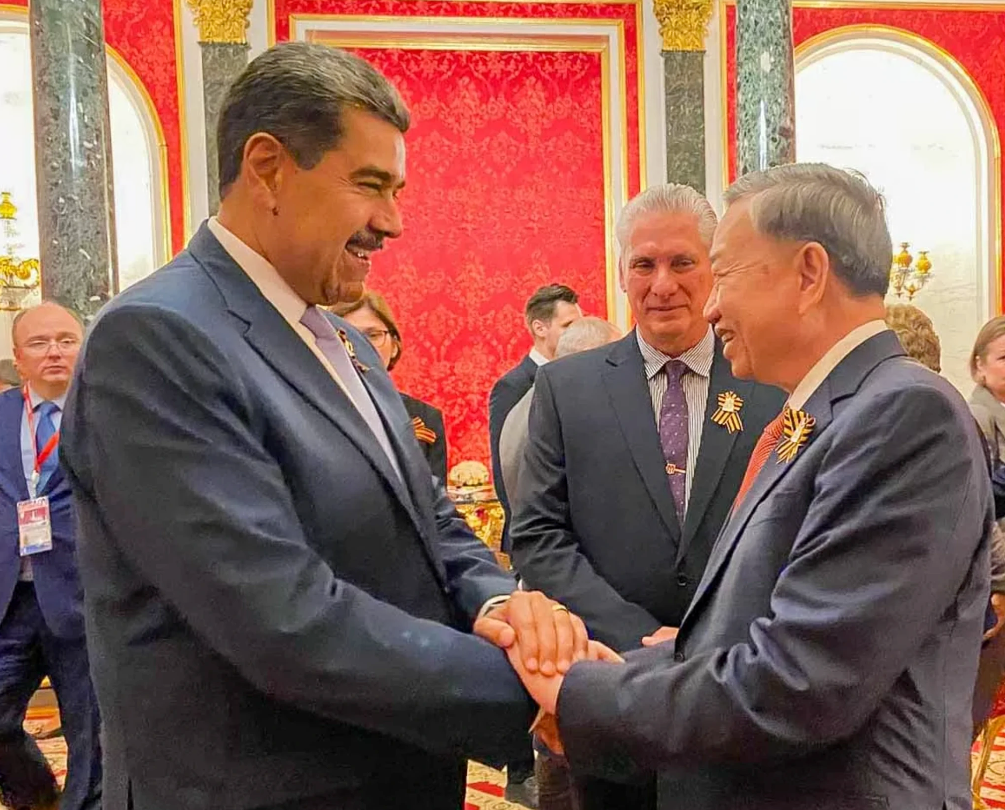 Tổng B&iacute; thư T&ocirc; L&acirc;m tiếp x&uacute;c song phương l&atilde;nh đạo cấp cao nhiều nước- Ảnh 3.