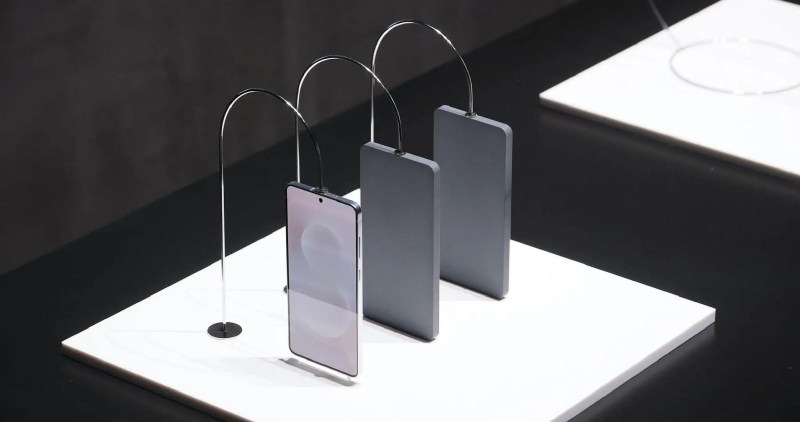 Galaxy S25 Edge 'chấp' mọi thể loại va đập nhờ kính cường lực Ceramic thế hệ mới - Ảnh 1.