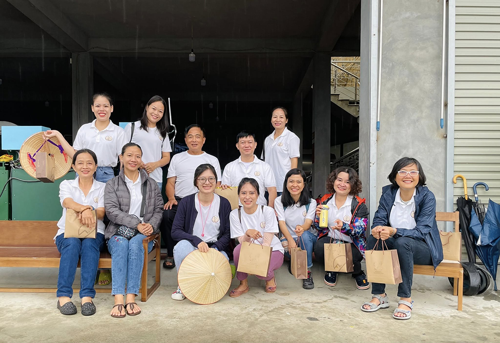 Uống trà đi: Khám phá đam mê trà và tình người qua những chén trà nghĩa tình - Ảnh 3.