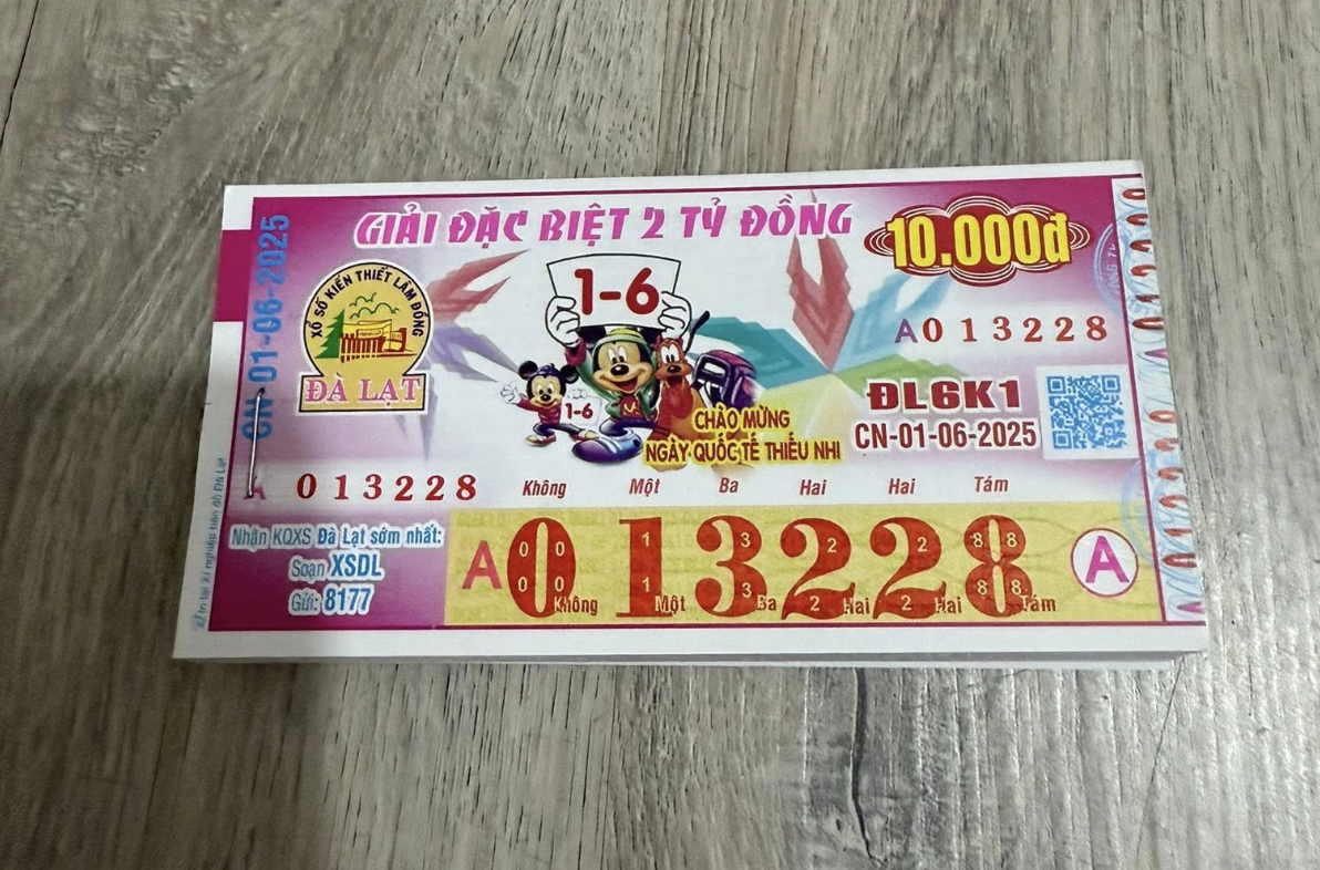 Xổ số miền Nam tăng thêm 3 triệu vé/ngày vẫn cháy hàng, đại lý bán sạch - Ảnh 2. Xổ số miền Nam tăng thêm 3 triệu vé/ngày vẫn cháy hàng, đại lý bán sạch - Ảnh 2.