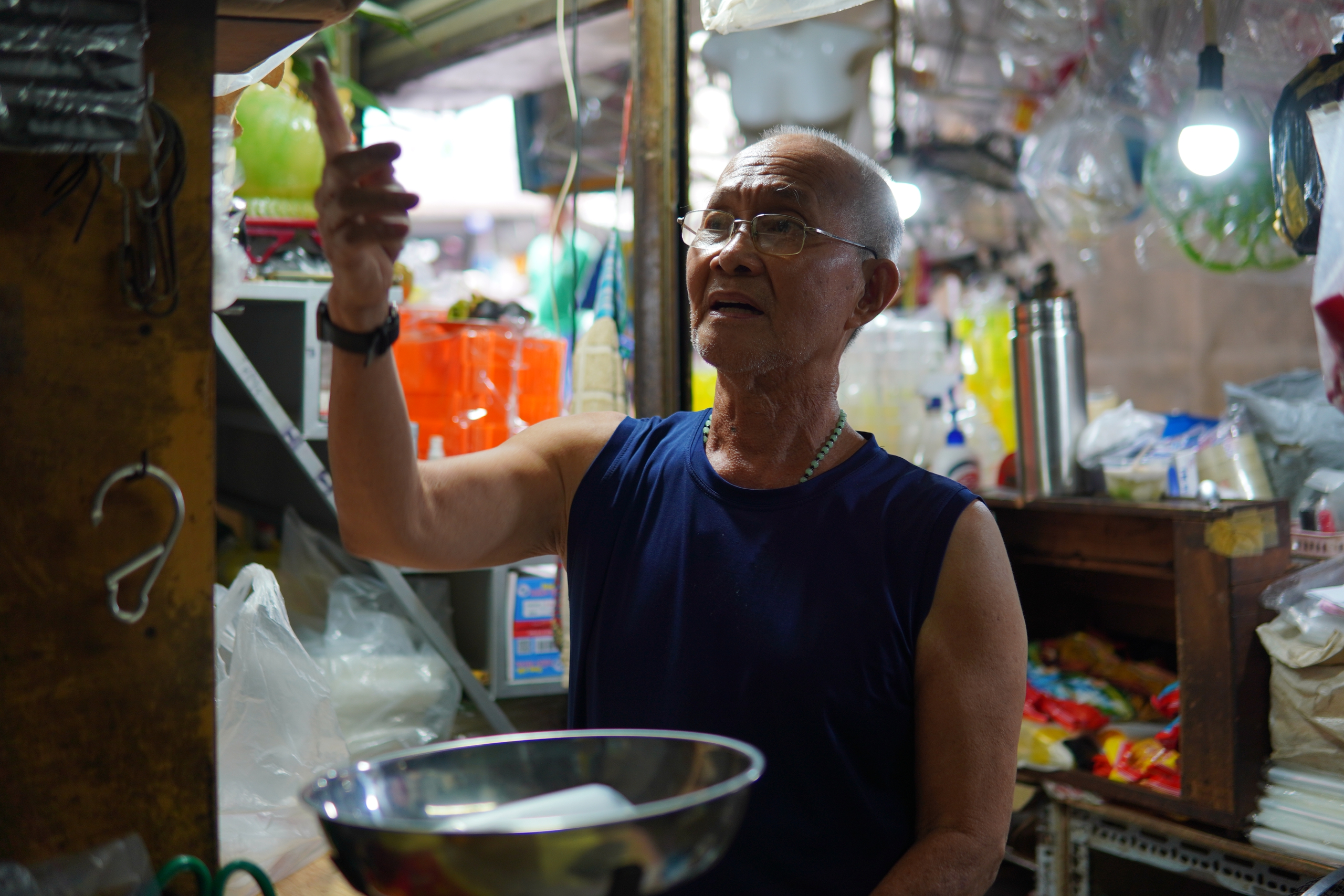 Bỏ thuế khoán, U.80 bắt đầu học dùng máy tính tiền, xuất hóa đơn - Ảnh 3.