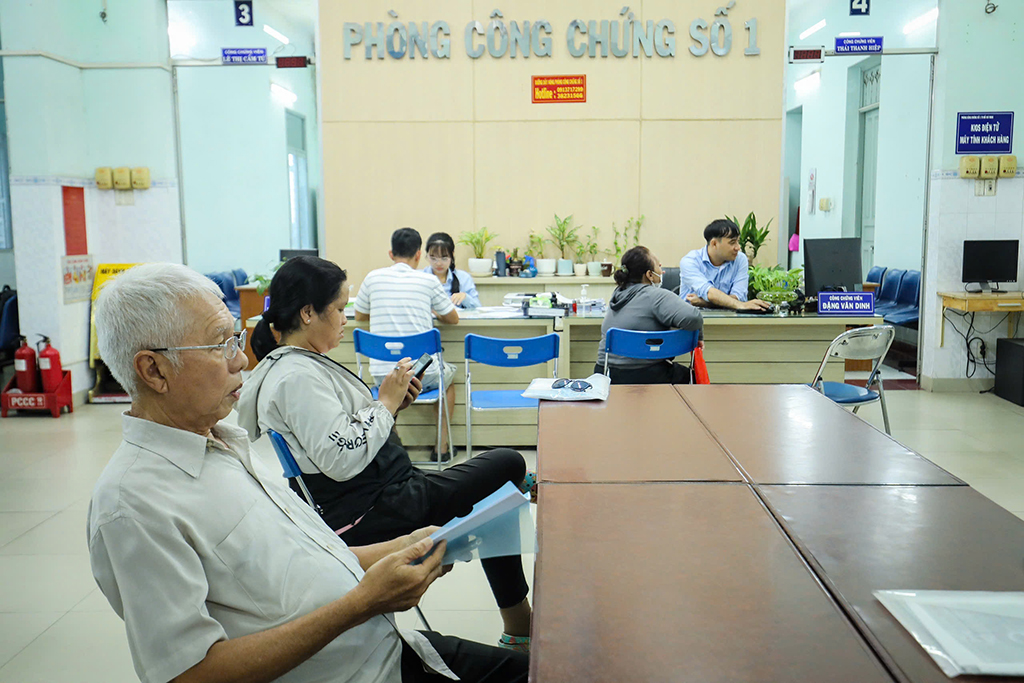 Chuyển phòng công chứng sang tư nhân: Đảm bảo quyền lợi cho người dân - Ảnh 1.