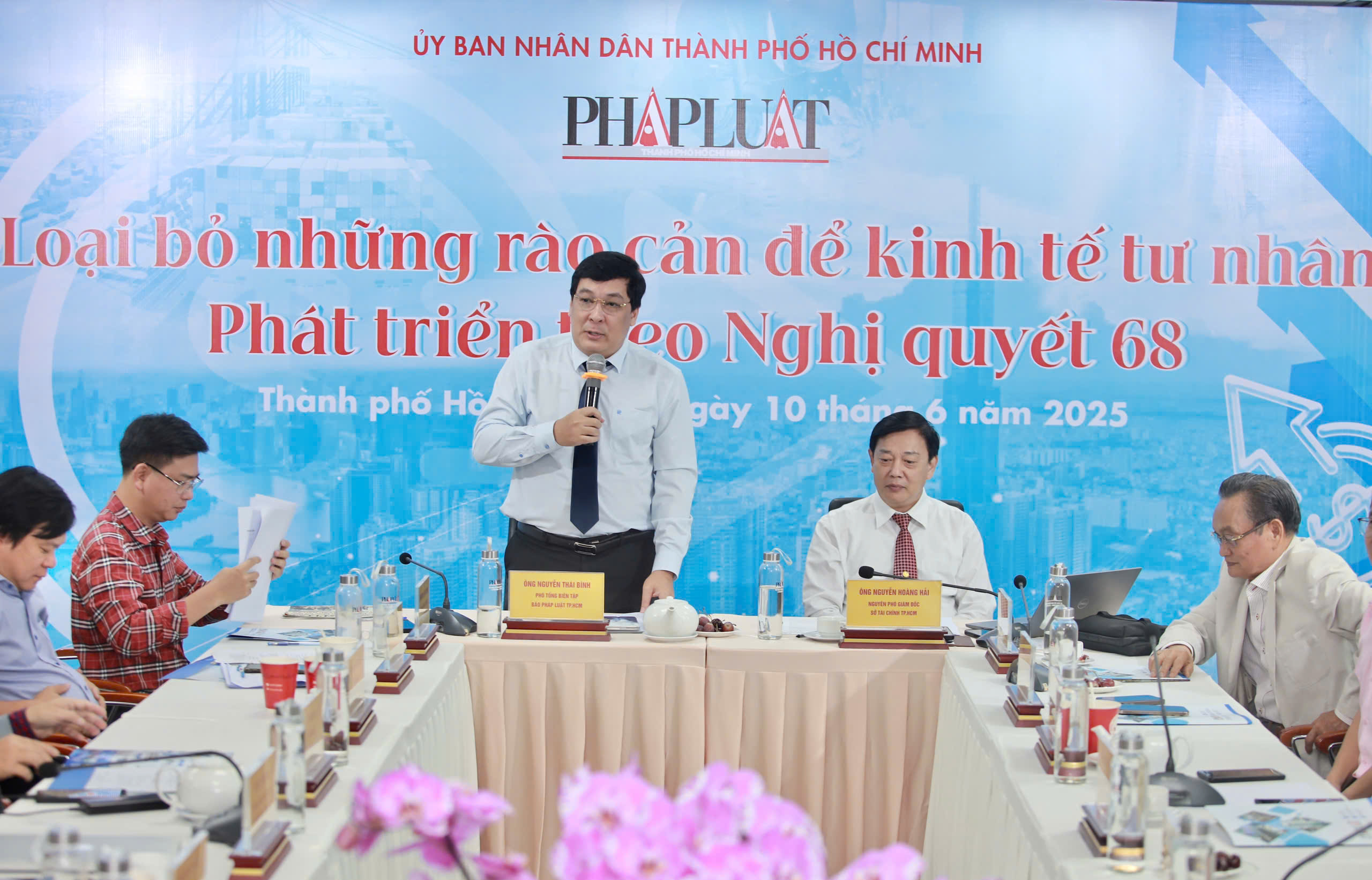 Rào cản lớn nhất 'trói' kinh tế tư nhân là gì? - Ảnh 1.
