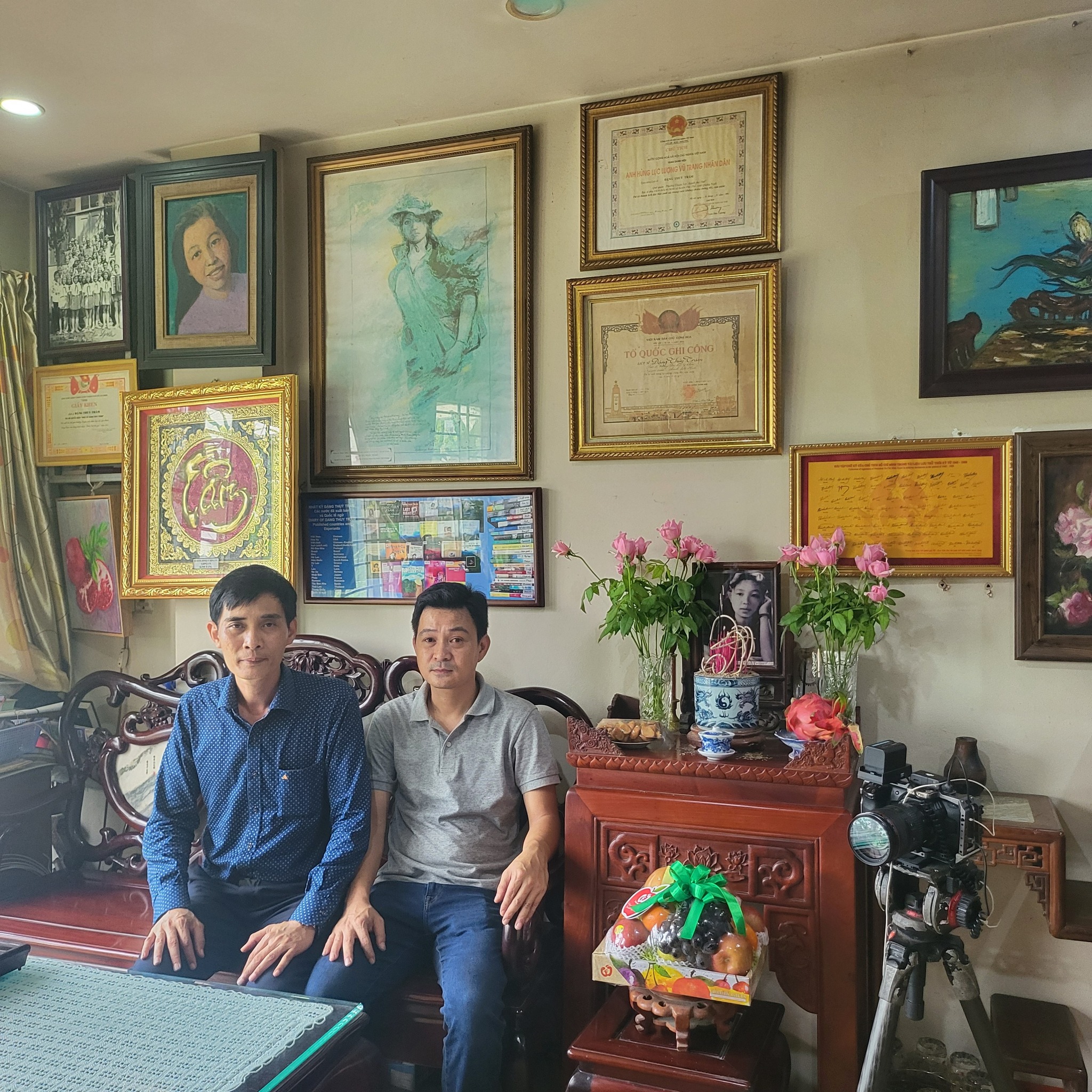 «گوشه توی» - خاطرات تأثیرگذار دوباره زنده شدند - عکس ۳. ‘Góc của Thùy’ - những kỷ niệm cảm động hồi sinh- Ảnh 3.