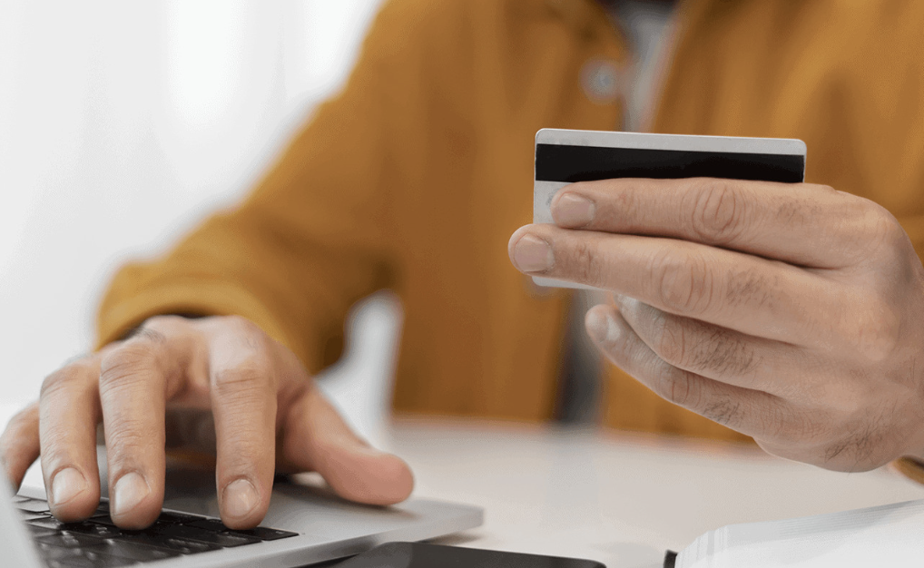 Visa hợp tác cùng các ngân hàng giới thiệu giải pháp Click to Pay - Ảnh 1.
