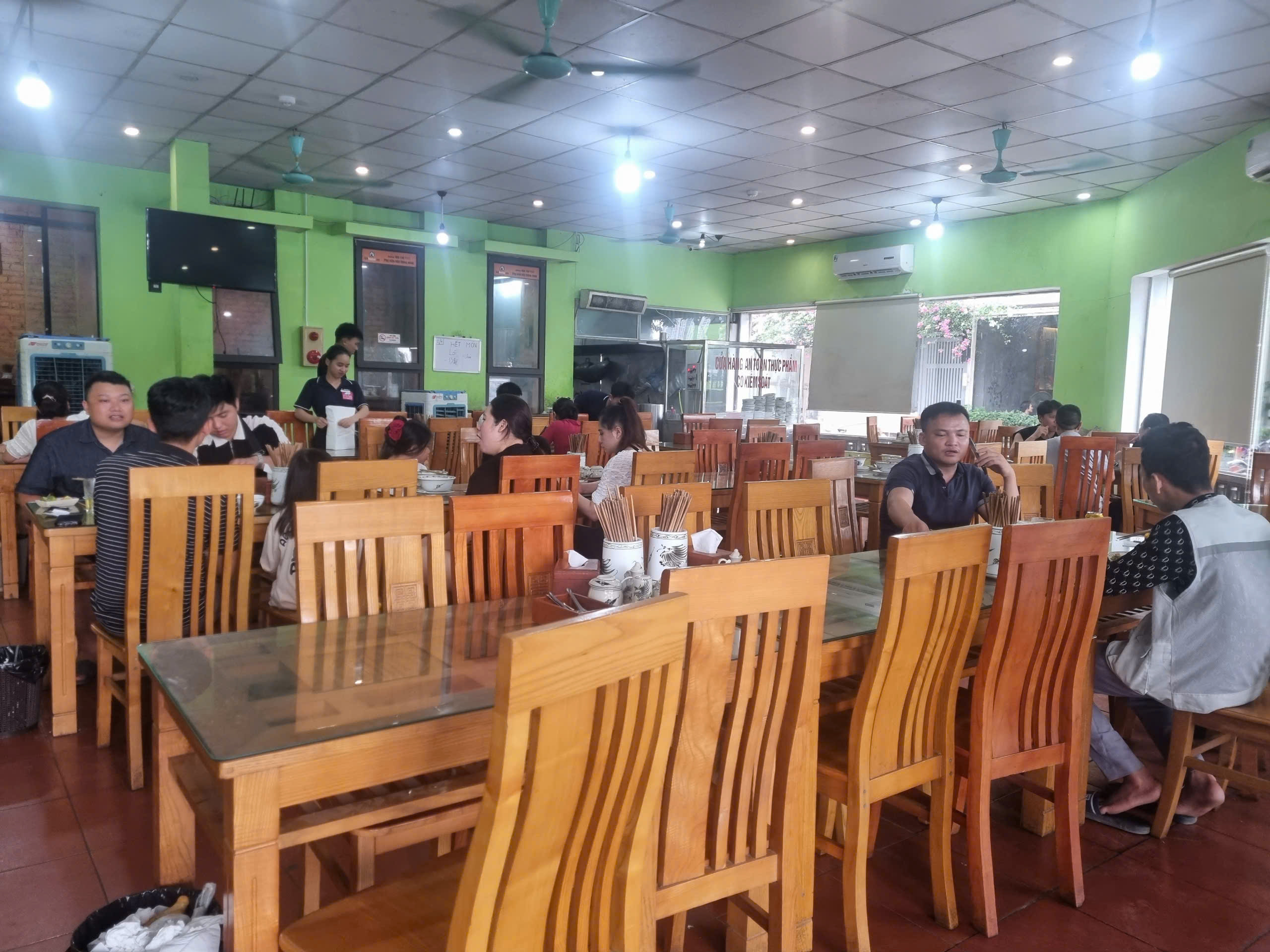 Cơ quan thuế khẳng định không yêu cầu hộ kinh doanh cập nhật thông tin mới- Ảnh 1.