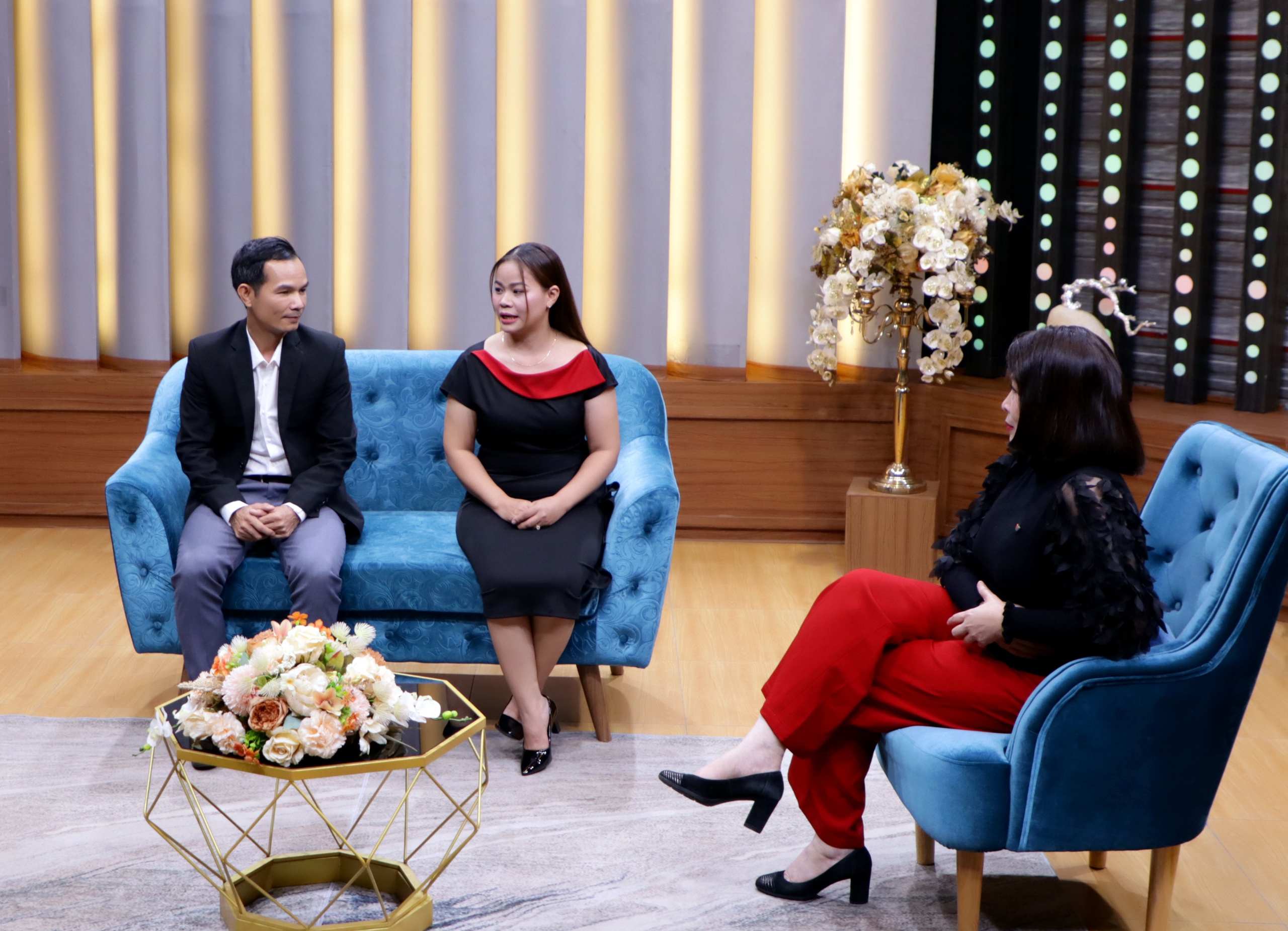 Cô gái chọn cưới chàng trai cùng quê, chịu cảnh mẹ chồng 9 năm không nhìn mặt - Ảnh 1.