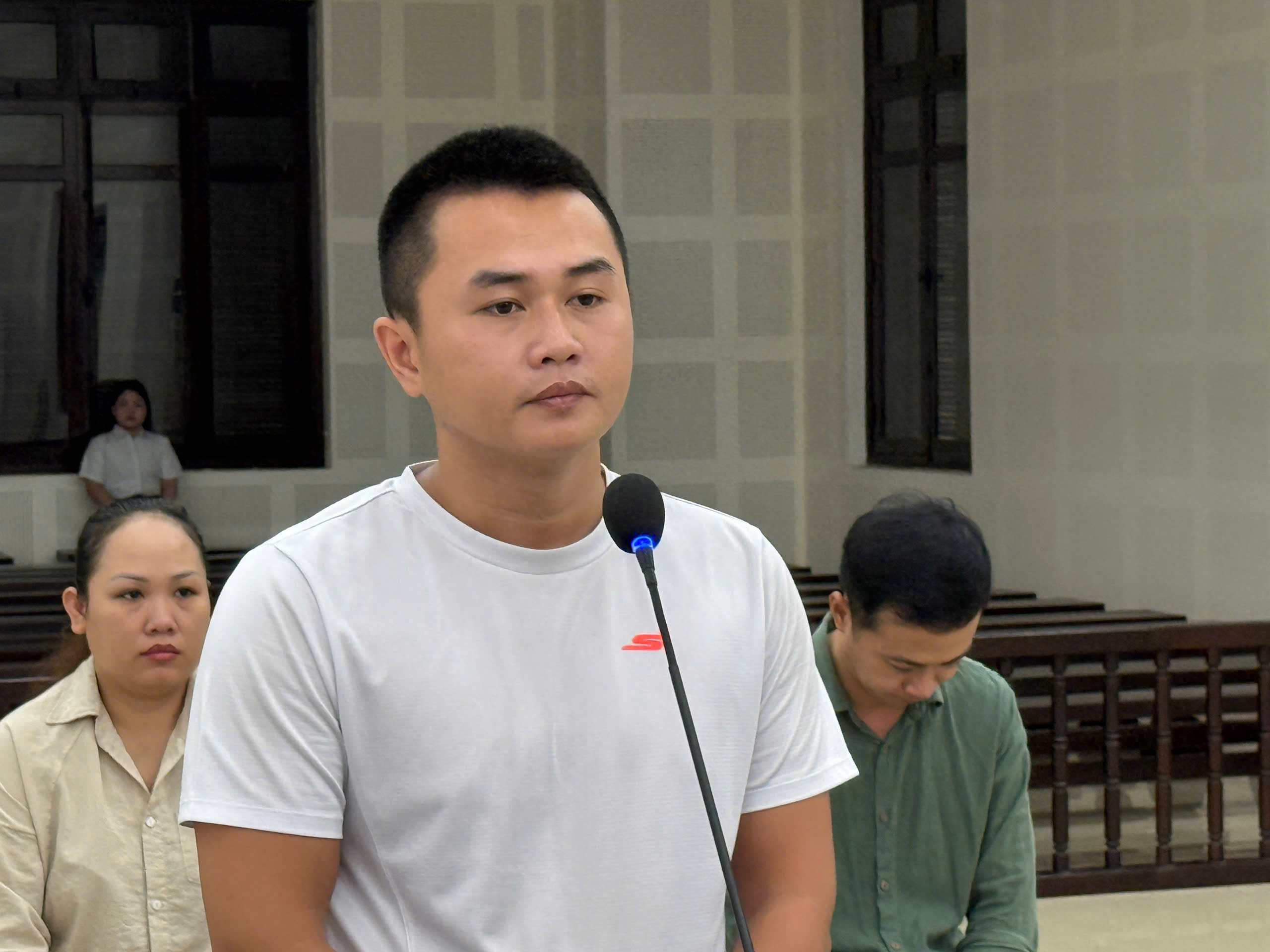 Cho thuê nhà trái phép còn tiếp tay tội phạm người Trung Quốc trốn công an- Ảnh 1. Cho thuê nhà trái phép còn tiếp tay tội phạm người Trung Quốc trốn công an- Ảnh 1.