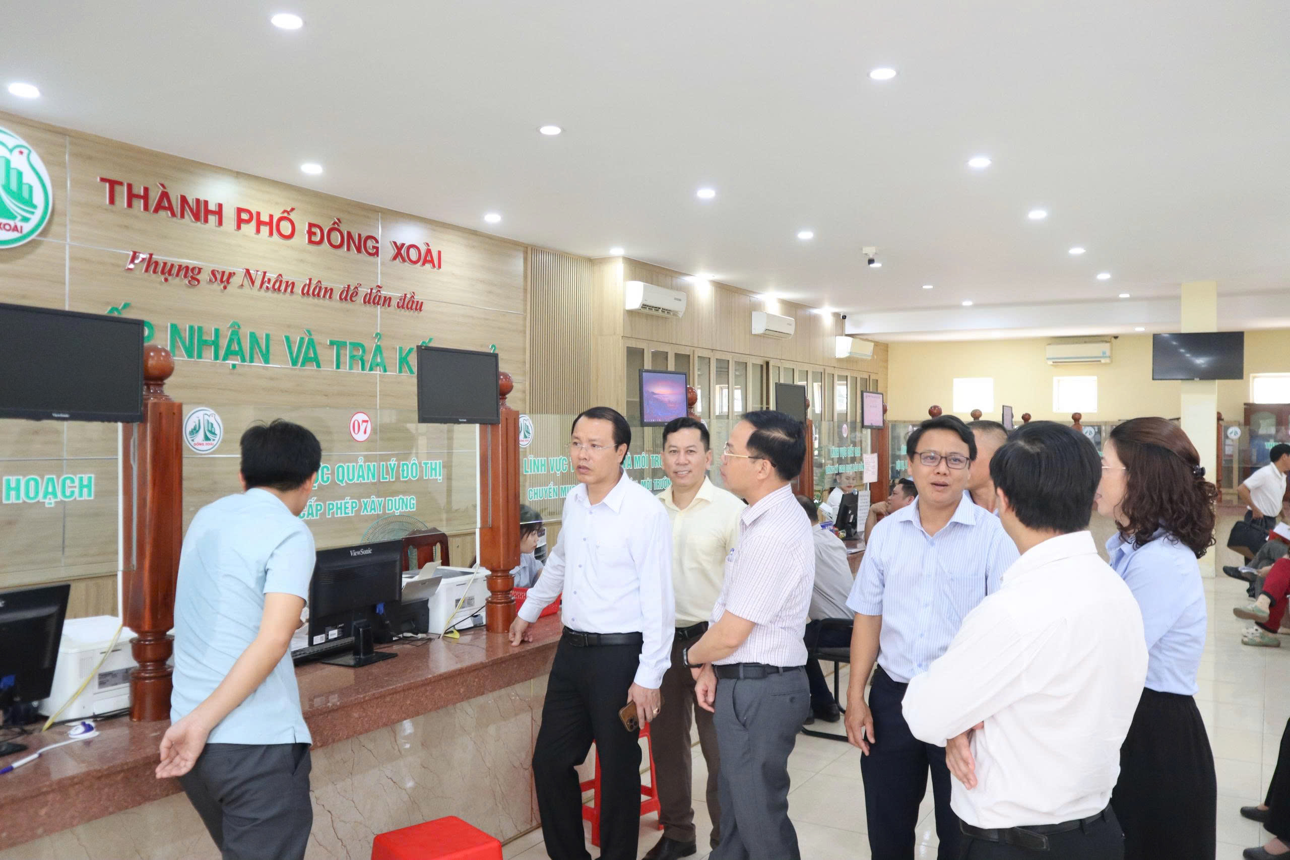 Bình Phước: Phục vụ nhân dân như những khách hàng- Ảnh 3. Bình Phước: Phục vụ nhân dân như những khách hàng- Ảnh 3.