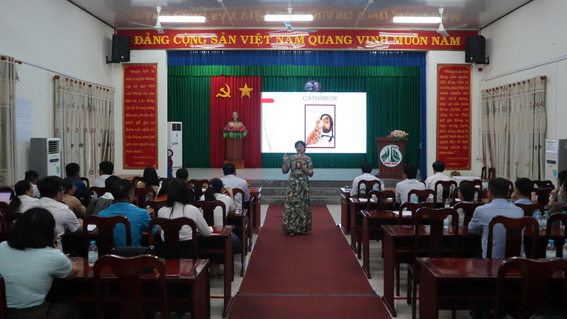 Bình Phước: Phục vụ nhân dân như những khách hàng- Ảnh 2. Bình Phước: Phục vụ nhân dân như những khách hàng- Ảnh 2.