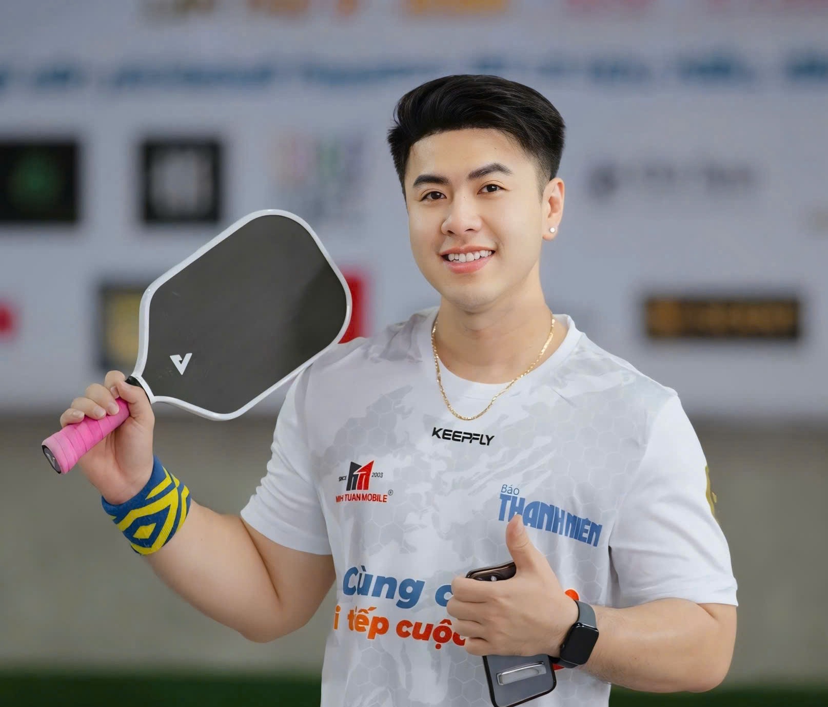 Huy Khánh săn thưởng khủng giải pickleball Newwave Sasa Cup 2025 – Doanh Nhân và Nghệ sĩ - Ảnh 4.