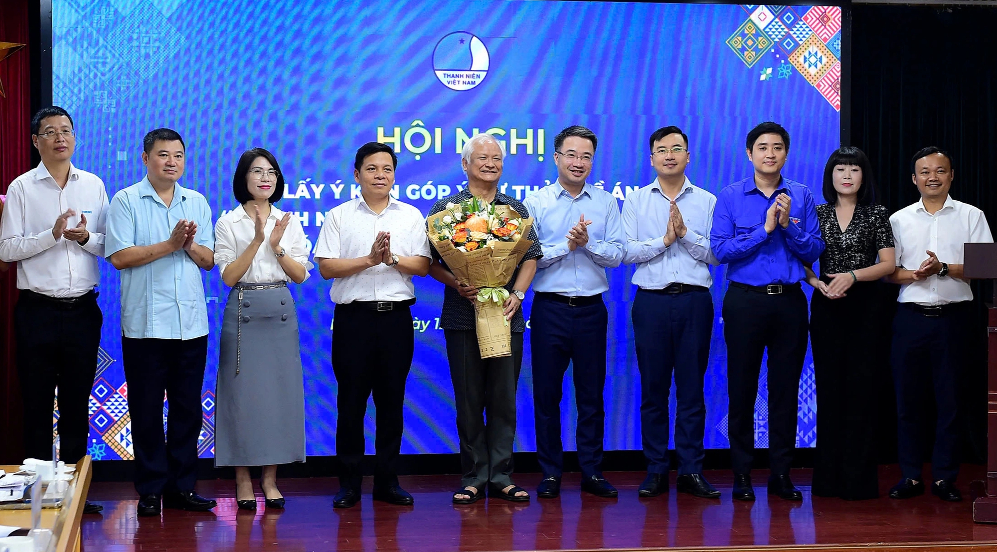 Giới trẻ Việt Nam cùng bảo tồn văn hóa truyền thống trong thời đại công nghệ AI - Ảnh 5. Giới trẻ Việt Nam cùng bảo tồn văn hóa truyền thống trong thời đại công nghệ AI - Ảnh 5.