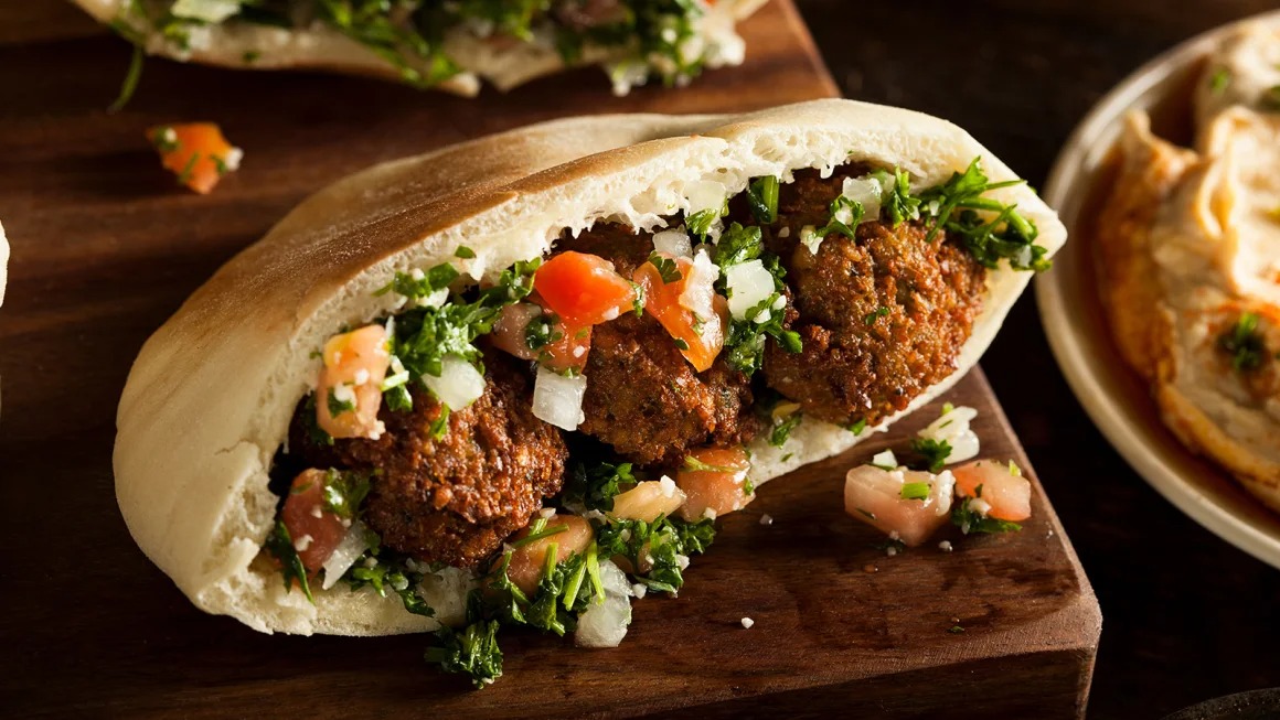 CNN chọn bánh mì Việt Nam vào top 25 thế giới - Ảnh 5.