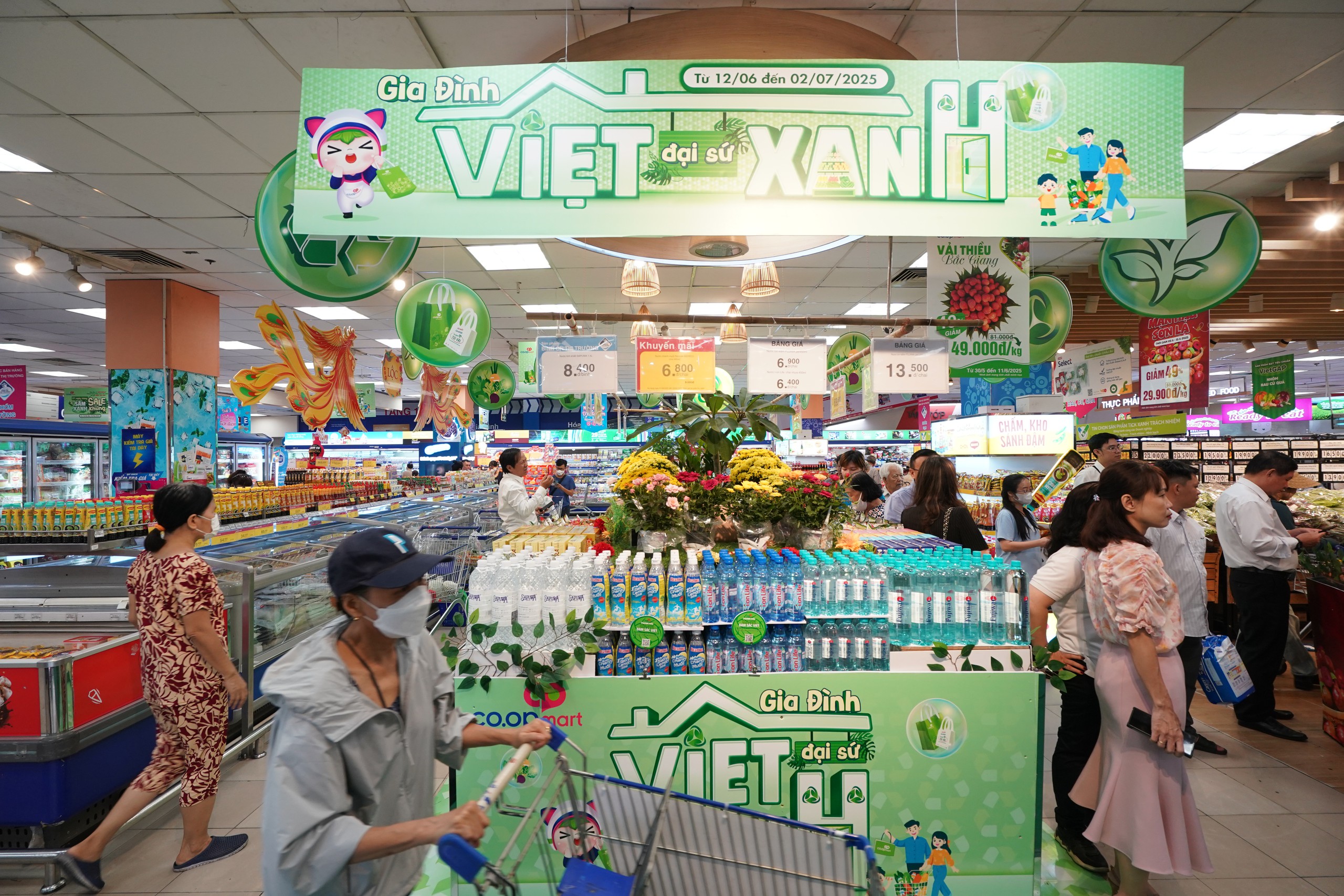 Saigon Co.op đẩy mạnh tiêu dùng xanh - ưu đãi sâu hơn 2.000 sản phẩm xanh- Ảnh 1. Saigon Co.op đẩy mạnh tiêu dùng xanh - ưu đãi sâu hơn 2.000 sản phẩm xanh- Ảnh 1.