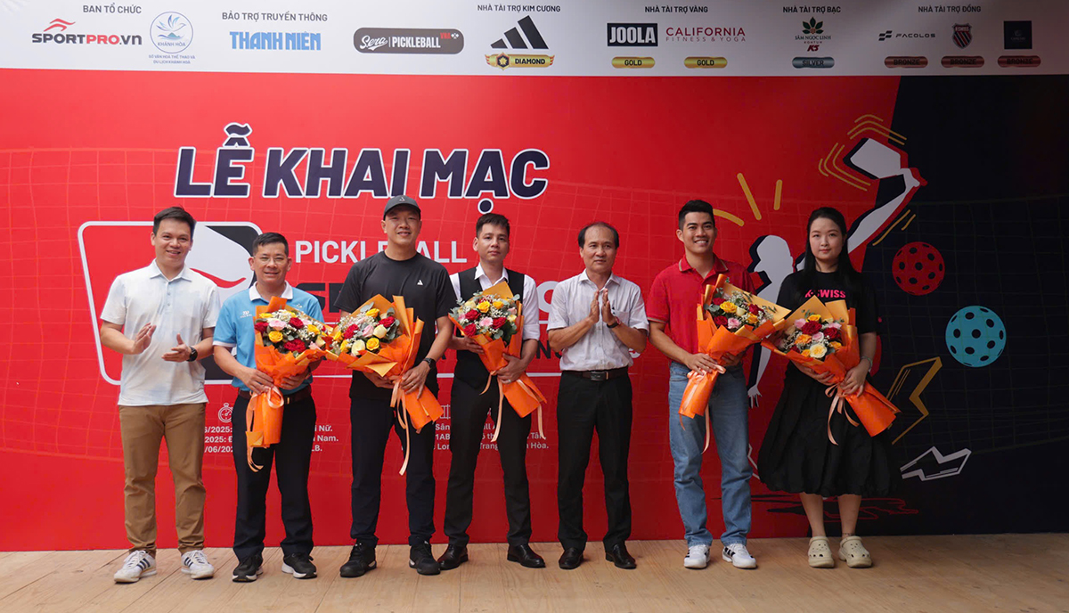 أكثر من 200 رياضي يتنافسون على جائزة قدرها 500 مليون دونج - صورة 1 Hơn 200 vận động viên tranh tài với giải thưởng 500 triệu đồng- Ảnh 1.