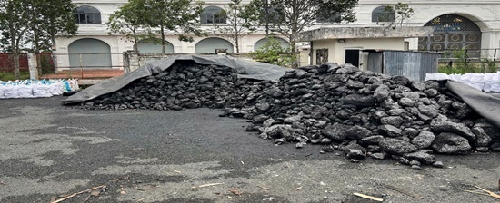 Cà Mau: Phát hiện hơn 85 tấn than đá không hóa đơn, chứng từ Cà Mau: Phát hiện hơn 85 tấn than đá không hóa đơn, chứng từ