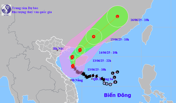 - Ảnh 1. Bão số 1 đột ngột mạnh lên 2 cấp, ảnh hưởng Quảng Ninh - Nam Định- Ảnh 1.