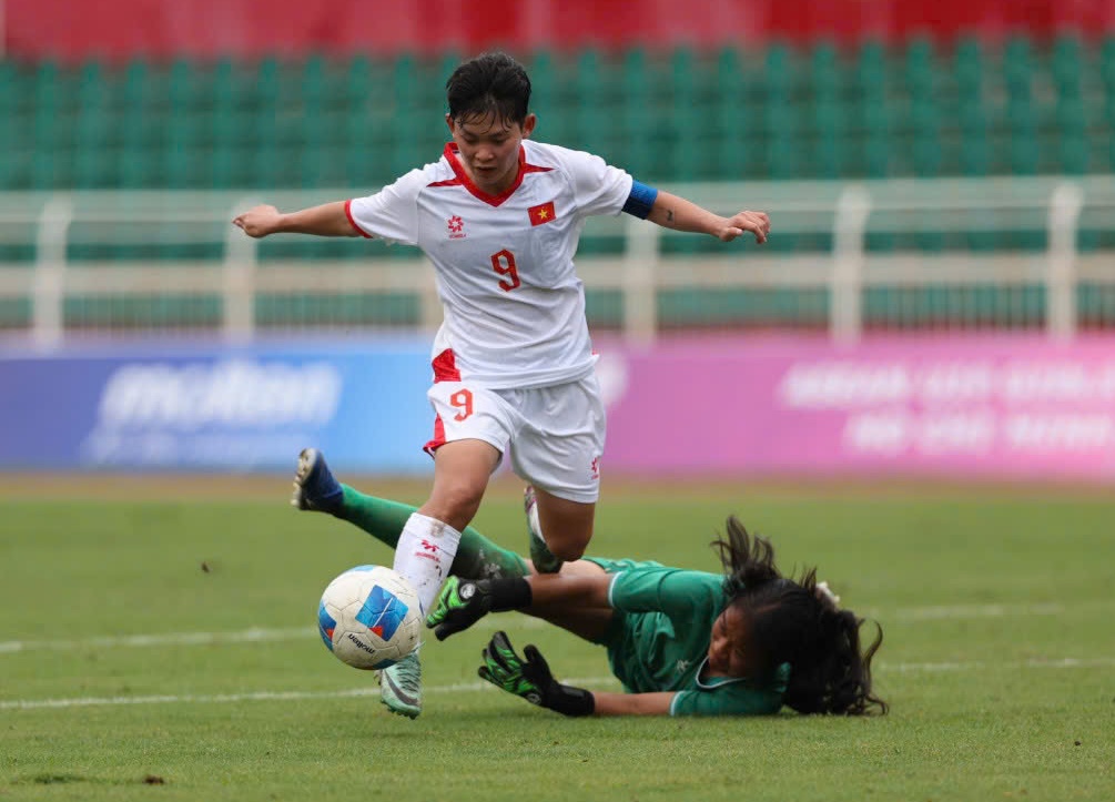 U.19 Việt Nam thắng không tưởng tại giải nữ: Hẹn Thái Lan ở chung kết Đông Nam Á? U.19 Việt Nam thắng không tưởng tại giải nữ: Hẹn Thái Lan ở chung kết Đông Nam Á?