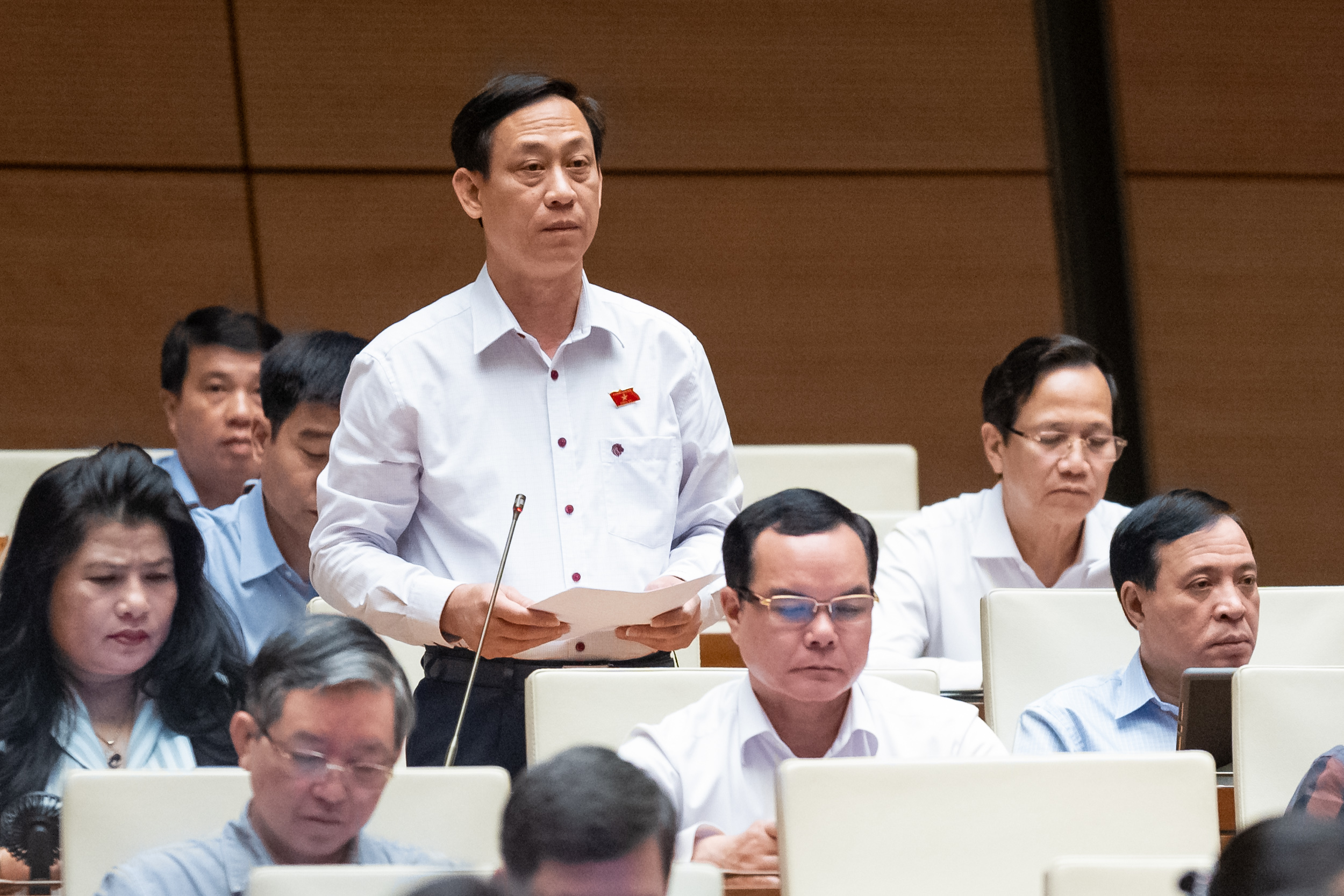 Lý do Hiến pháp sửa đổi không quy định đơn vị hành chính xã, phường, đặc khu Lý do Hiến pháp sửa đổi không quy định đơn vị hành chính xã, phường, đặc khu