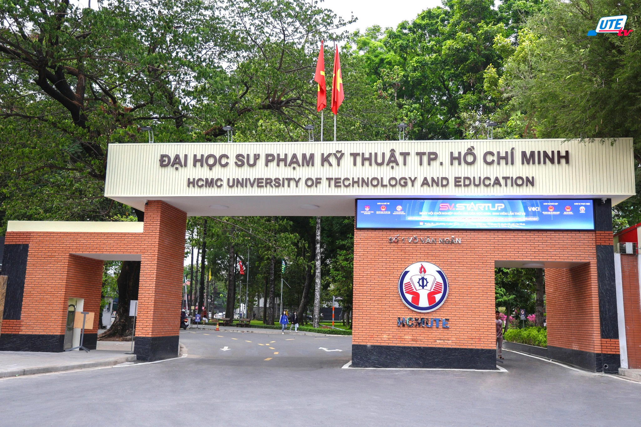 Những trường ĐH nào được chọn dẫn dắt Trung tâm đào tạo xuất sắc và tài năng? Những trường ĐH nào được chọn dẫn dắt Trung tâm đào tạo xuất sắc và tài năng?