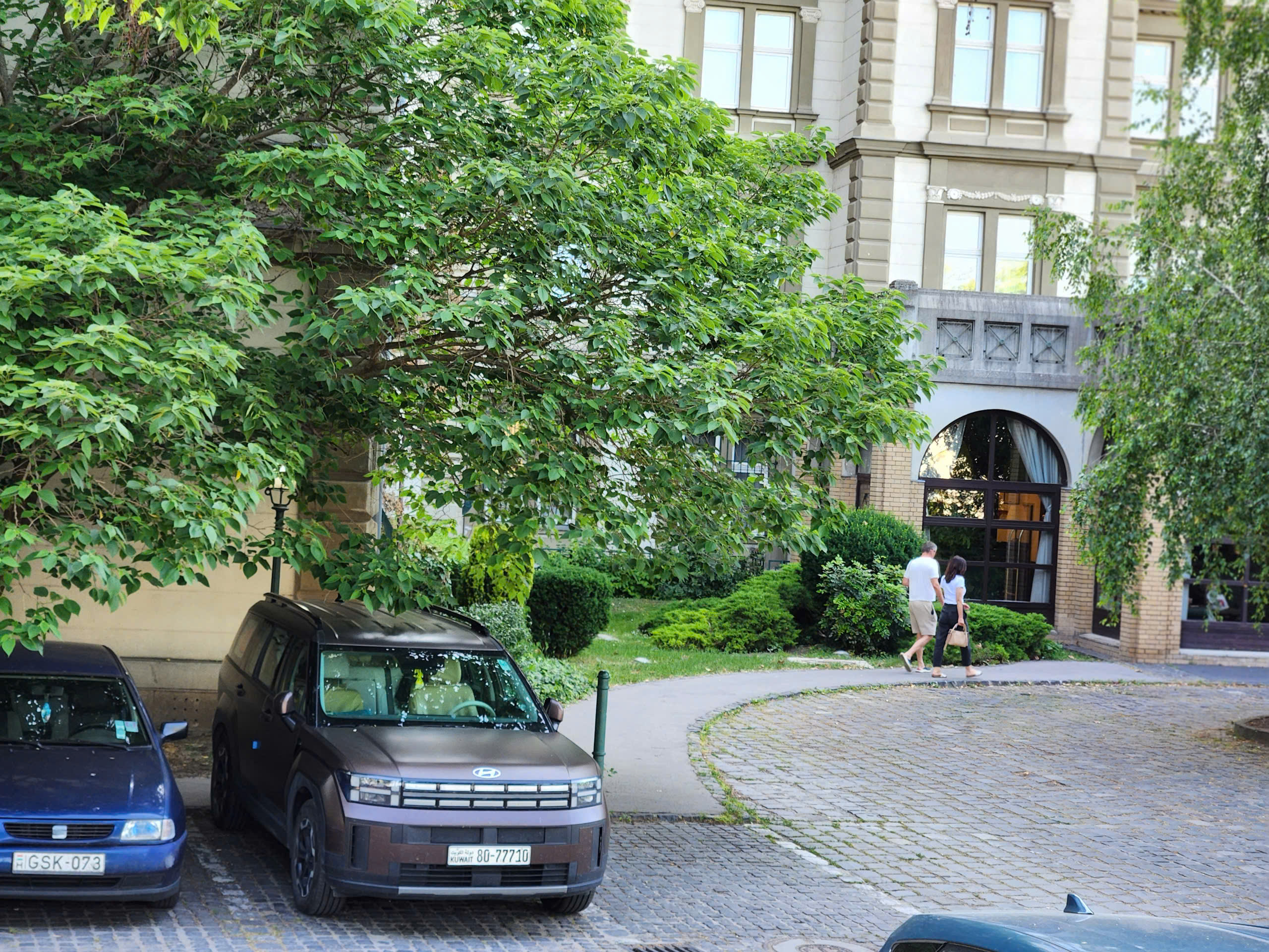 Tận mắt chiêm ngưỡng sự bình yên bên dòng sông Danube xanh - Ảnh 4.