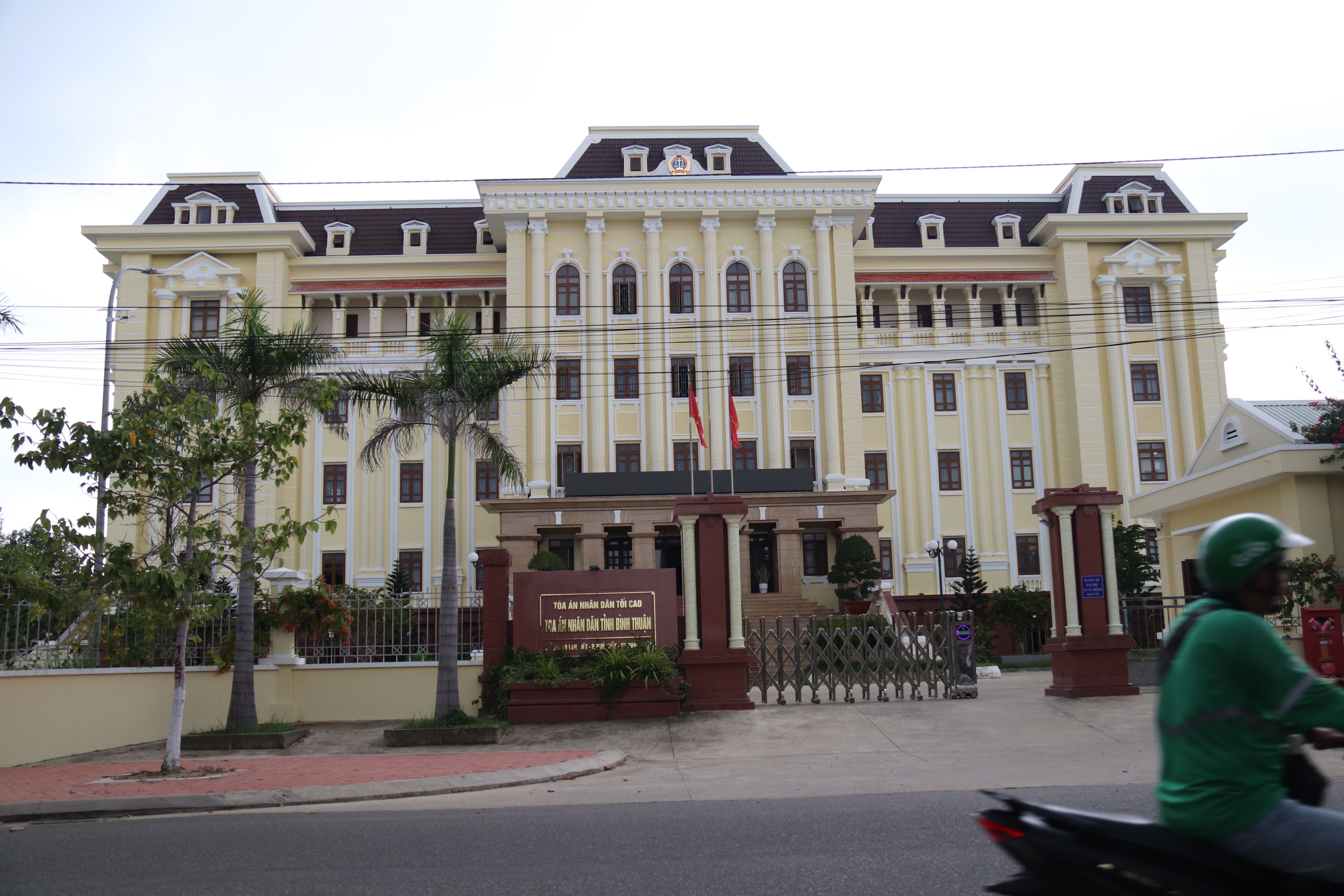 Trụ sở đẹp như Resort của Bình Thuận sau sáp nhập: Được bố trí ra sao- Ảnh 23. Trụ sở đẹp như Resort của Bình Thuận sau sáp nhập: Được bố trí ra sao- Ảnh 23.