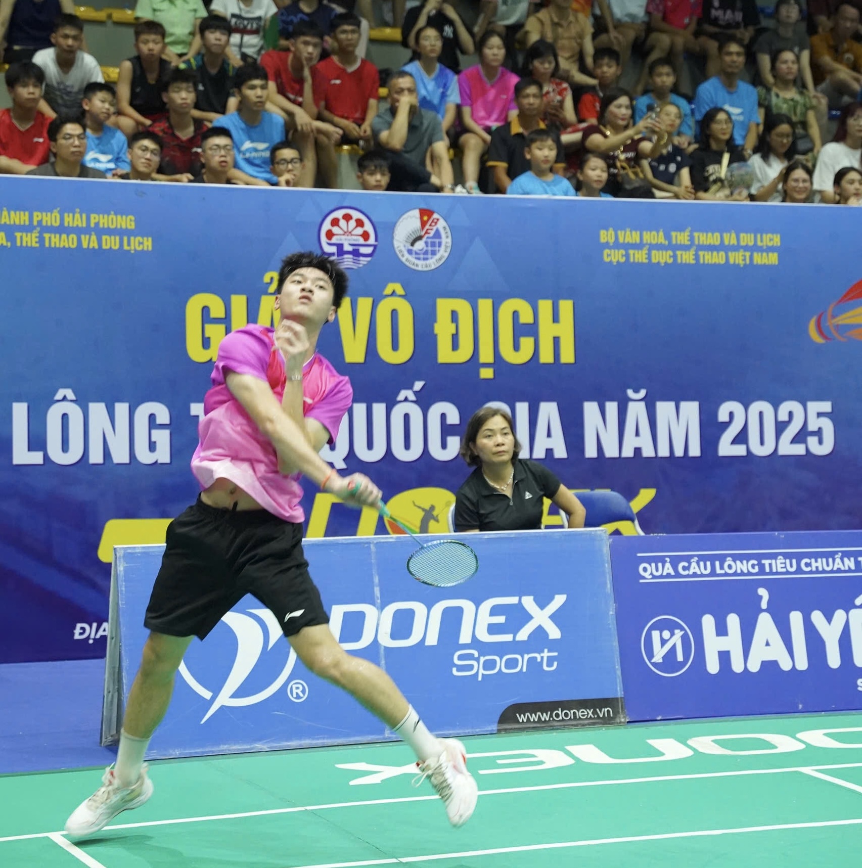 Lộ diện nhà vô địch tại giải vô địch cầu lông trẻ quốc gia- Ảnh 1. Lộ diện nhà vô địch tại giải vô địch cầu lông trẻ quốc gia- Ảnh 1.