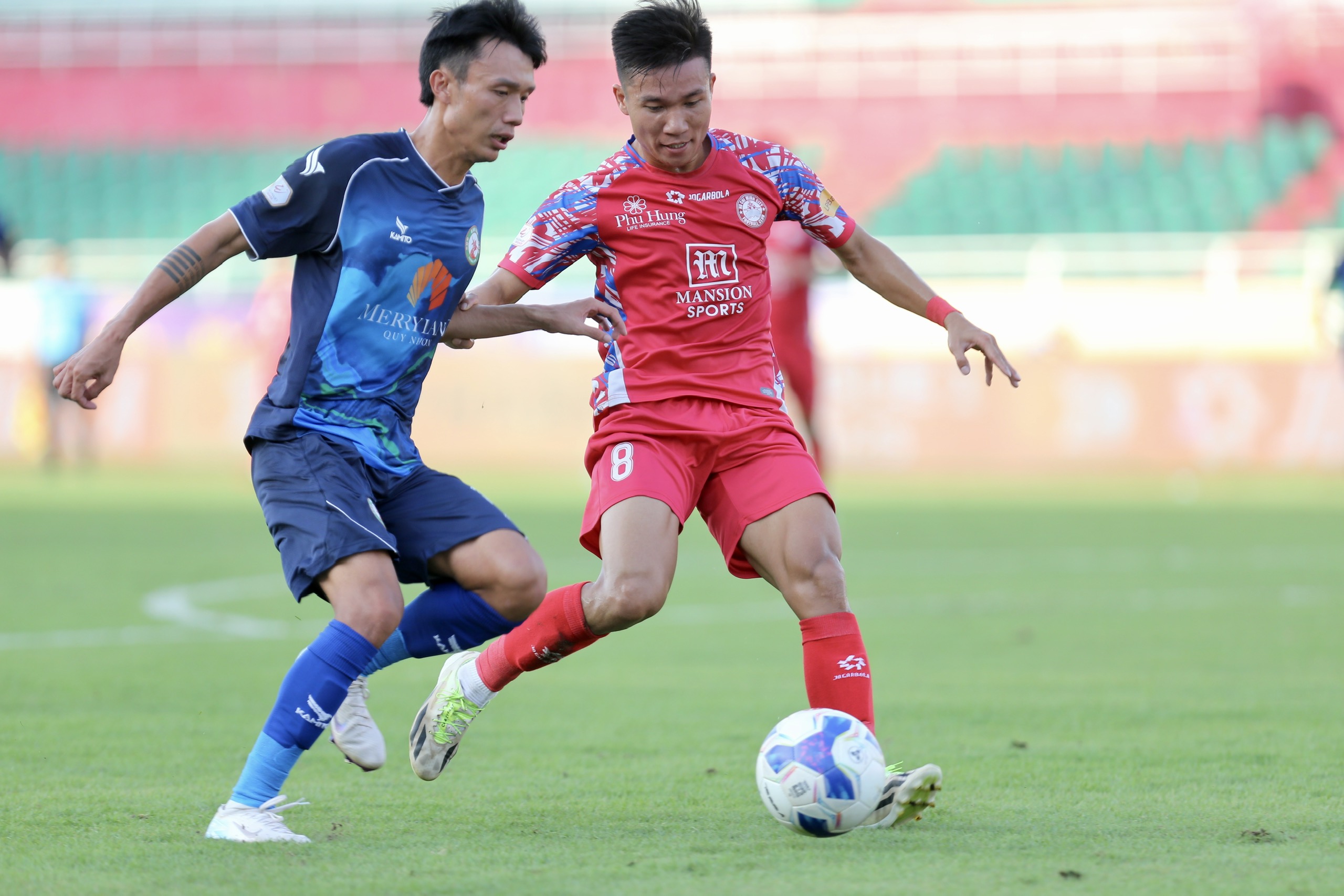 Bảng xếp hạng vòng 25 V-League: Bình Định sát bờ vực thẳm, Đà Nẵng thoát đáy nhưng chưa thoát hiểm- Ảnh 2. Bảng xếp hạng vòng 25 V-League: Bình Định sát bờ vực thẳm, Đà Nẵng thoát đáy nhưng chưa thoát hiểm- Ảnh 2.