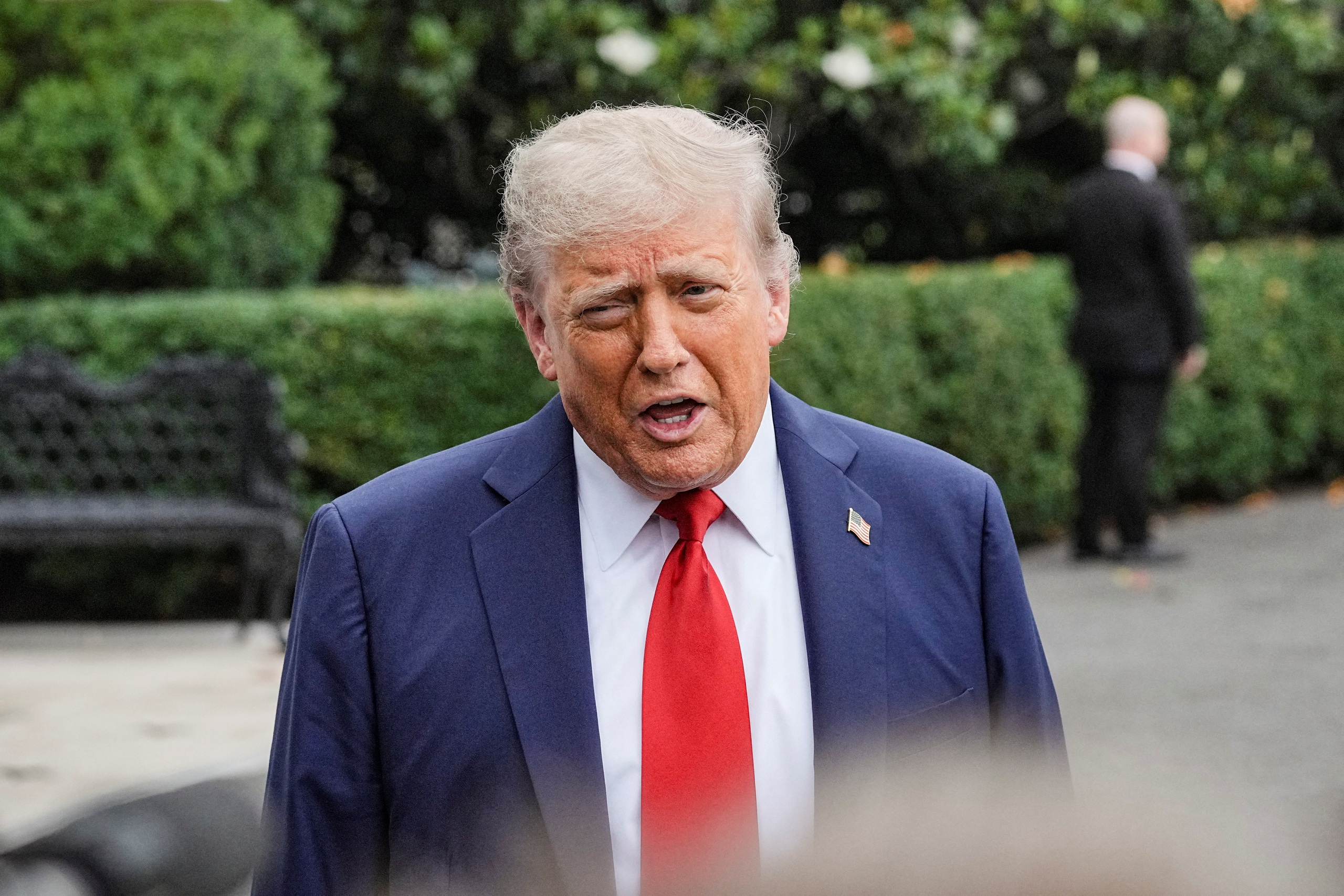 Chính quyền Tổng thống Trump cân nhắc cấm nhập cảnh thêm 36 nước Chính quyền Tổng thống Trump cân nhắc cấm nhập cảnh thêm 36 nước