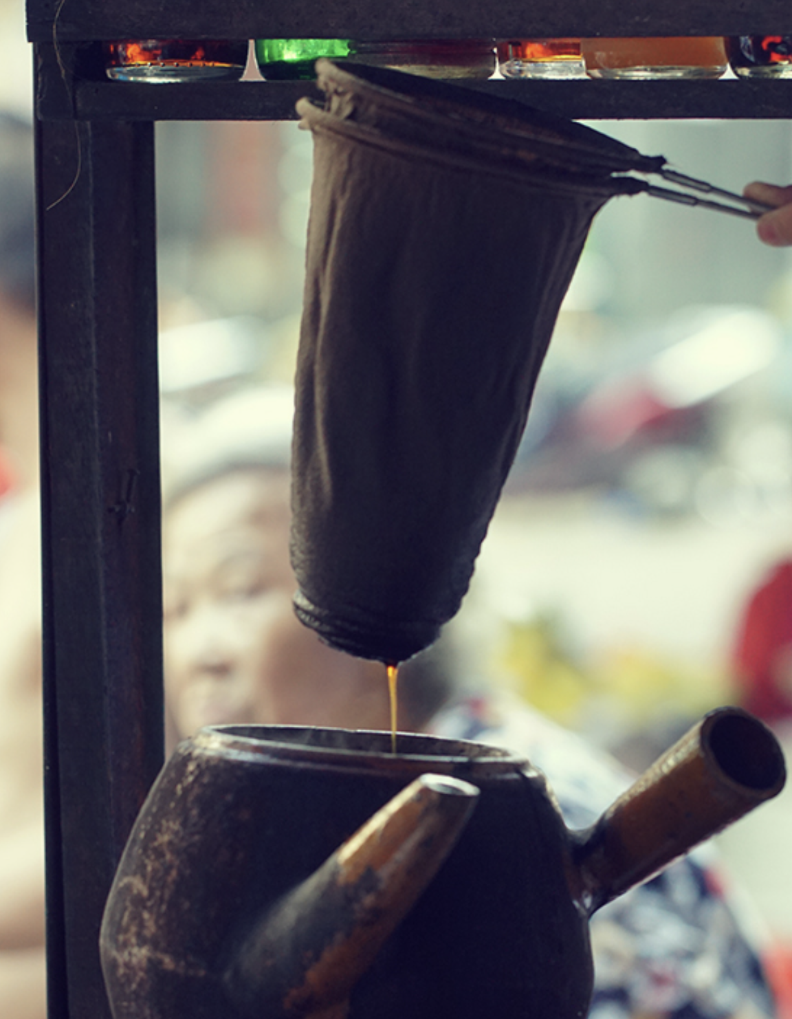 Những quán cà phê vợt lừng danh, lâu đời nhất TP.HCM: Bạn đã ghé chưa? - Ảnh 6.