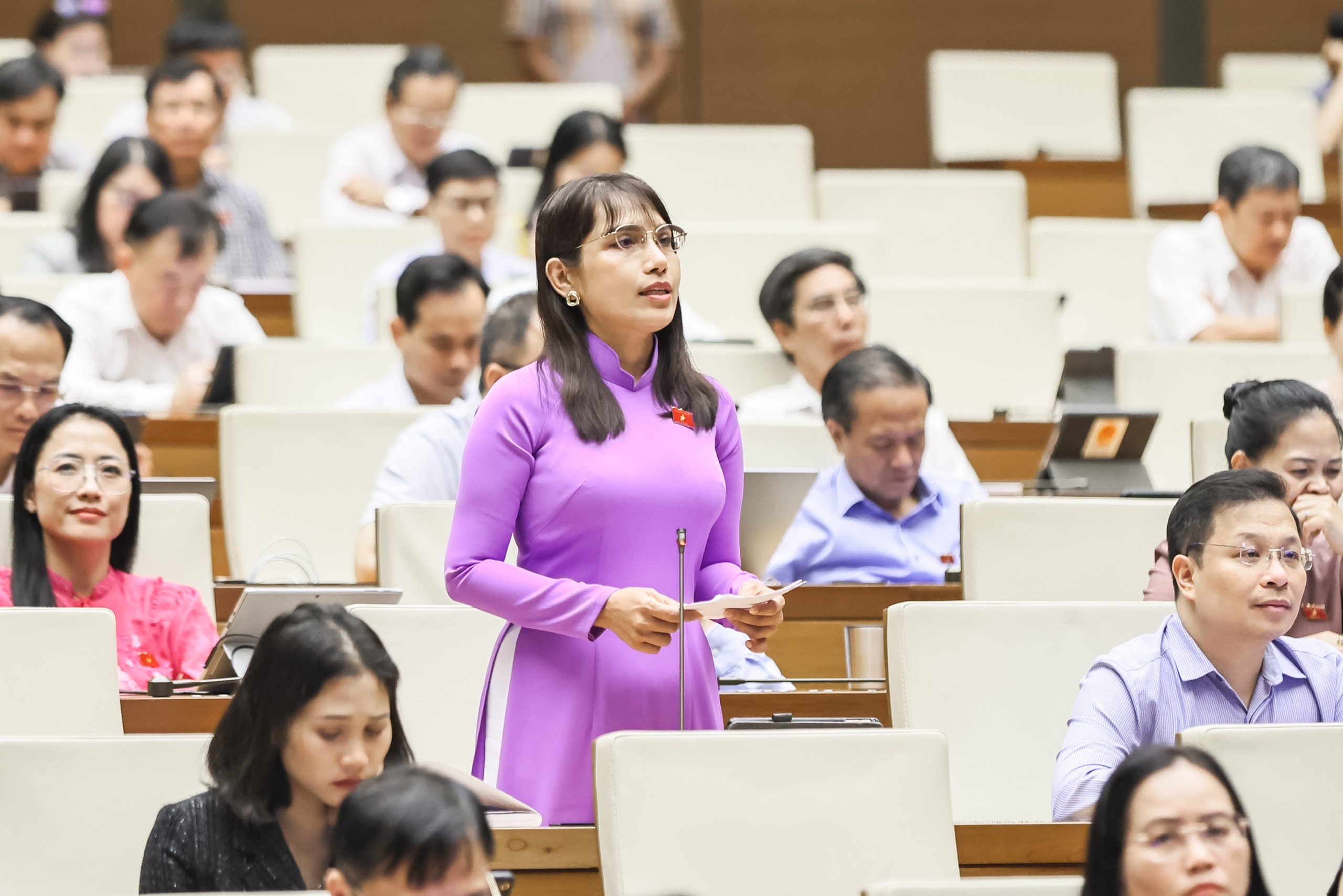 Bộ trưởng GD-ĐT: ‘Quan trọng nhất là có tiền để miễn học phí’ Bộ trưởng GD-ĐT: ‘Quan trọng nhất là có tiền để miễn học phí’