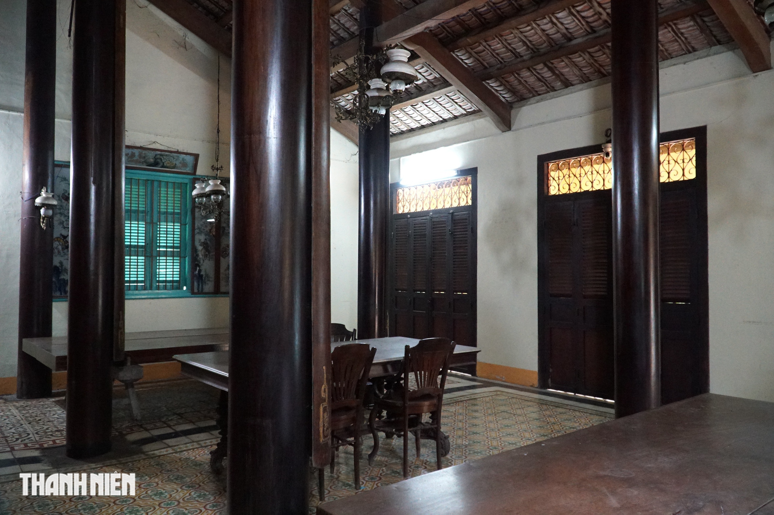 Nhà cổ 90 năm ở ngoại ô TP.HCM: Kiến trúc đẹp từ ngoài vào trong - Ảnh 14.