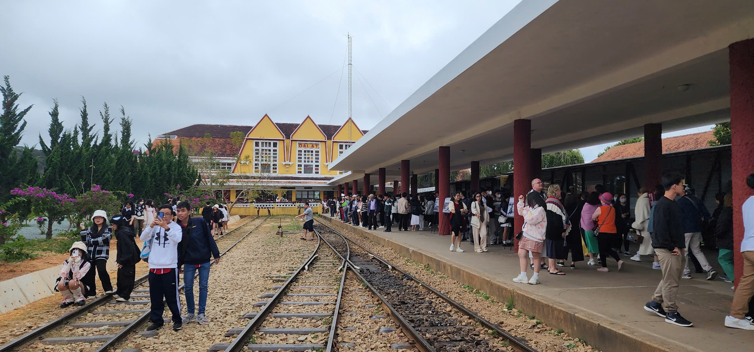 Khơi dậy tiềm năng kinh tế - du lịch - Ảnh 2.