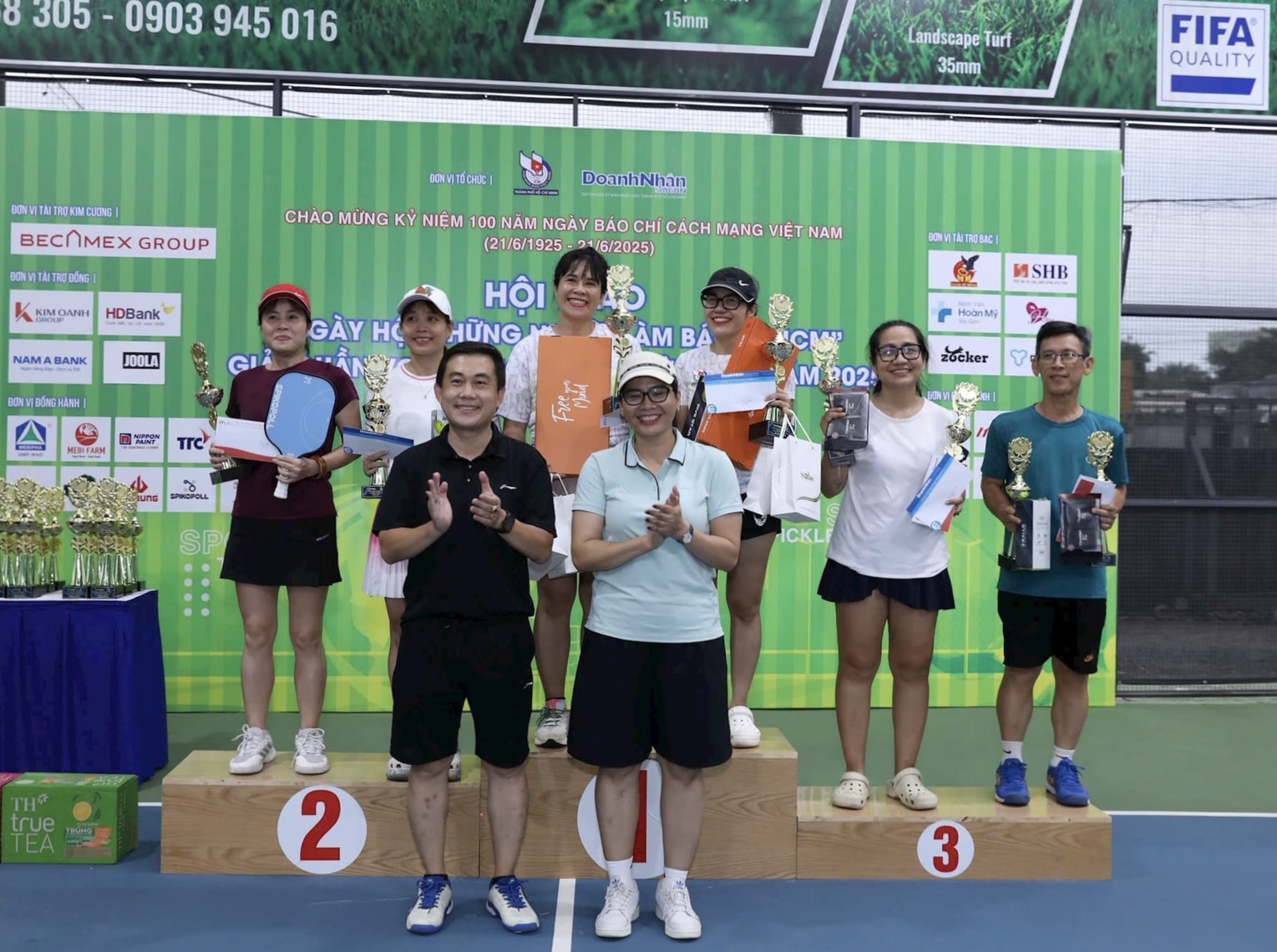Tranh tài hấp dẫn tại giải pickleball 'Hội thao những người làm báo TP.HCM'- Ảnh 8. Tranh tài hấp dẫn tại giải pickleball 'Hội thao những người làm báo TP.HCM'- Ảnh 8.