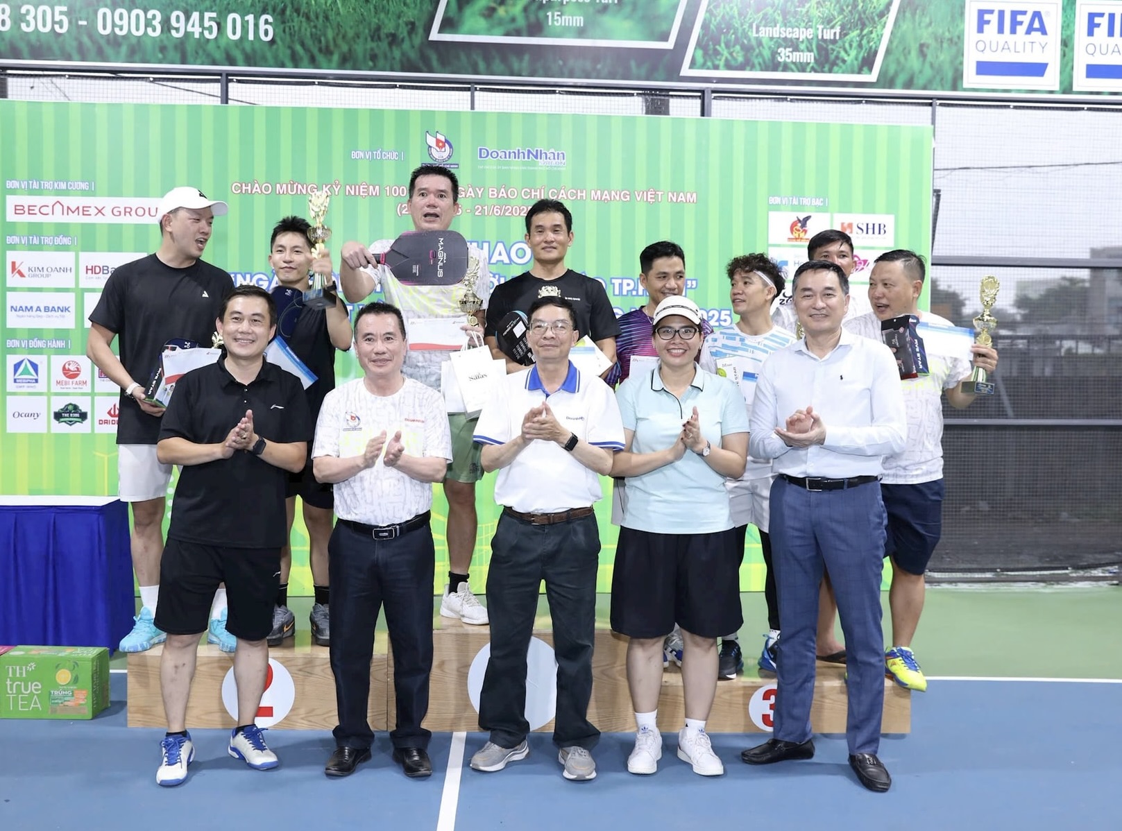 Tranh tài hấp dẫn tại giải pickleball 'Hội thao những người làm báo TP.HCM'- Ảnh 10. Tranh tài hấp dẫn tại giải pickleball 'Hội thao những người làm báo TP.HCM'- Ảnh 10.