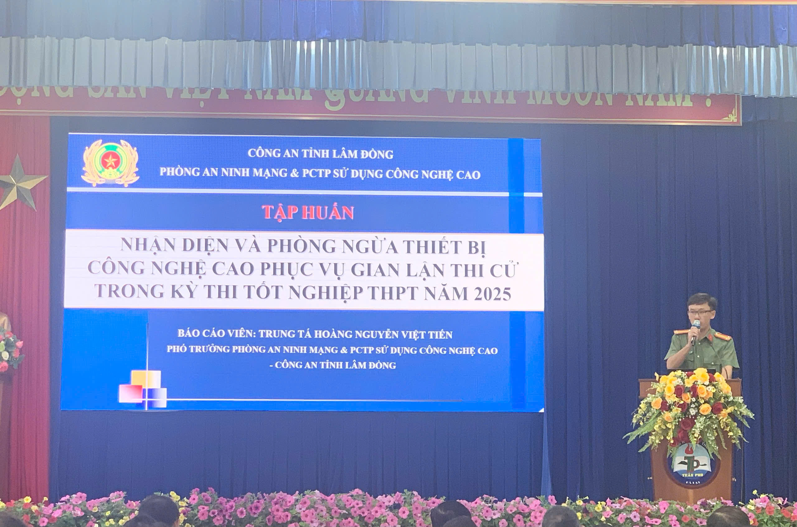 Πρόληψη της αντιγραφής στις απολυτήριες εξετάσεις του Λυκείου του 2025 με χρήση τεχνολογίας και τεχνητής νοημοσύνης - Φωτογραφία 3. Ngăn chặn gian lận thi tốt nghiệp THPT 2025 bằng công nghệ và trí tuệ nhân tạo - Ảnh 3.