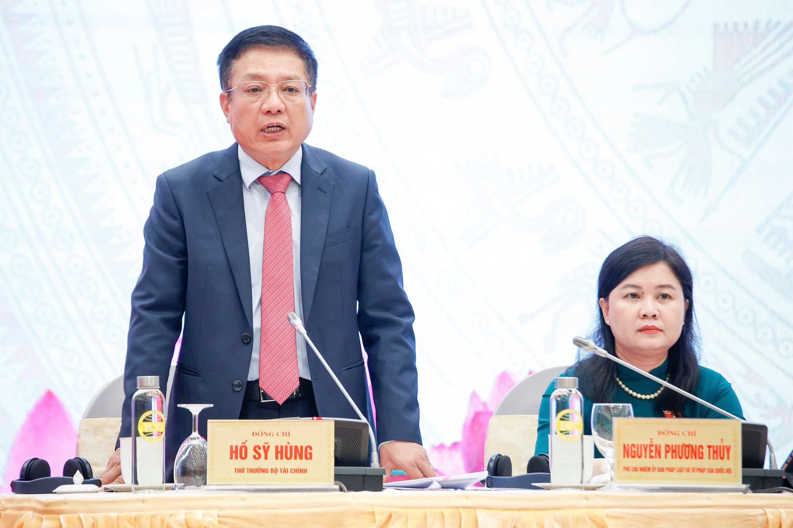 Chính quyền 2 cấp: Giảm 30% thủ tục, tạo thuận lợi cho FDI- Ảnh 4. Chính quyền 2 cấp: Giảm 30% thủ tục, tạo thuận lợi cho FDI- Ảnh 4.