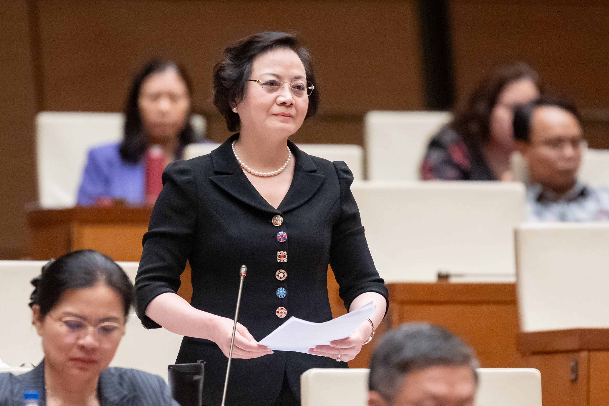'Cách mạng sắp xếp bộ máy rất vĩ đại, cán bộ phải chấp nhận hy sinh' - Ảnh 2.