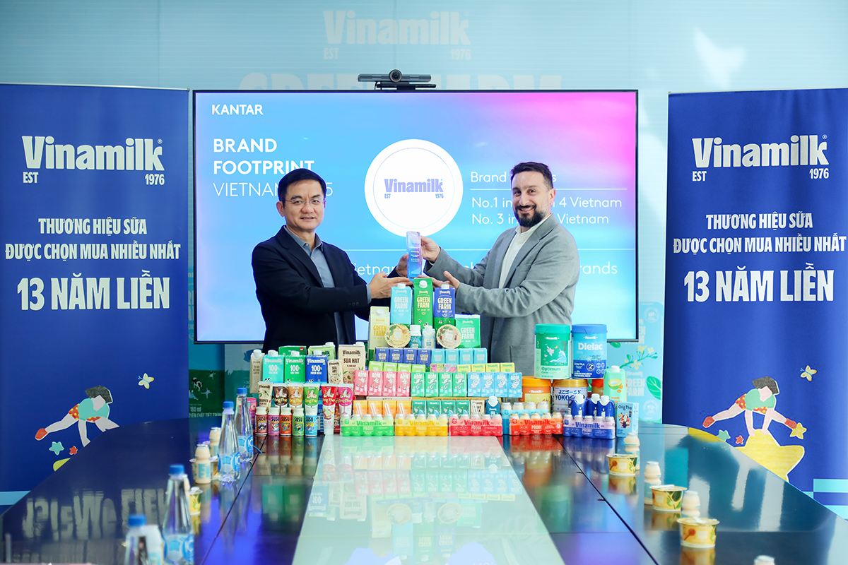 13 năm liền được chọn mua nhiều nhất: thương hiệu Vinamilk có gì đặc biệt?- Ảnh 2. 13 năm liền được chọn mua nhiều nhất: thương hiệu Vinamilk có gì đặc biệt?- Ảnh 2.