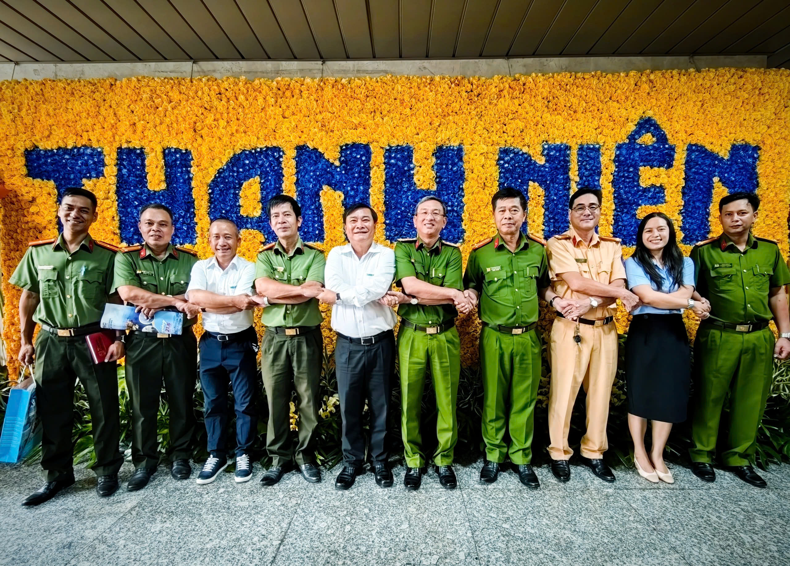 Công an TP.HCM và Báo Thanh Niên kỉ niệm 100 năm báo chí cách mạng VN - Ảnh 4.