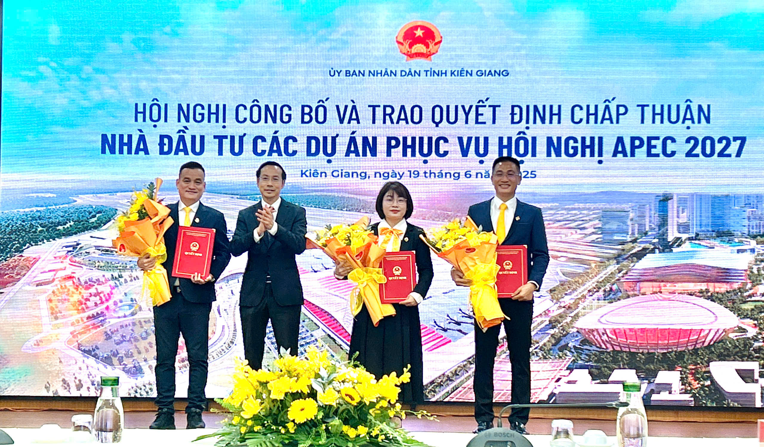 Đầu tư 3 dự án phục vụ APEC 2027 với số vốn 92.000 tỉ đồng- Ảnh 1. Đầu tư 3 dự án phục vụ APEC 2027 với số vốn 92.000 tỉ đồng- Ảnh 1.